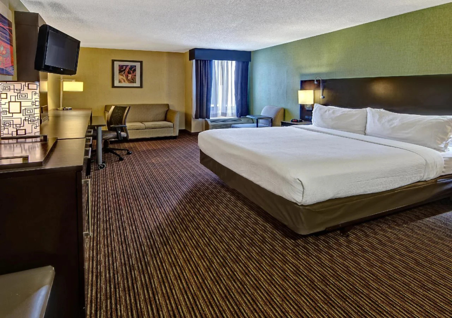 Clarion Hotel & Suites Conference Center Memphis Airport