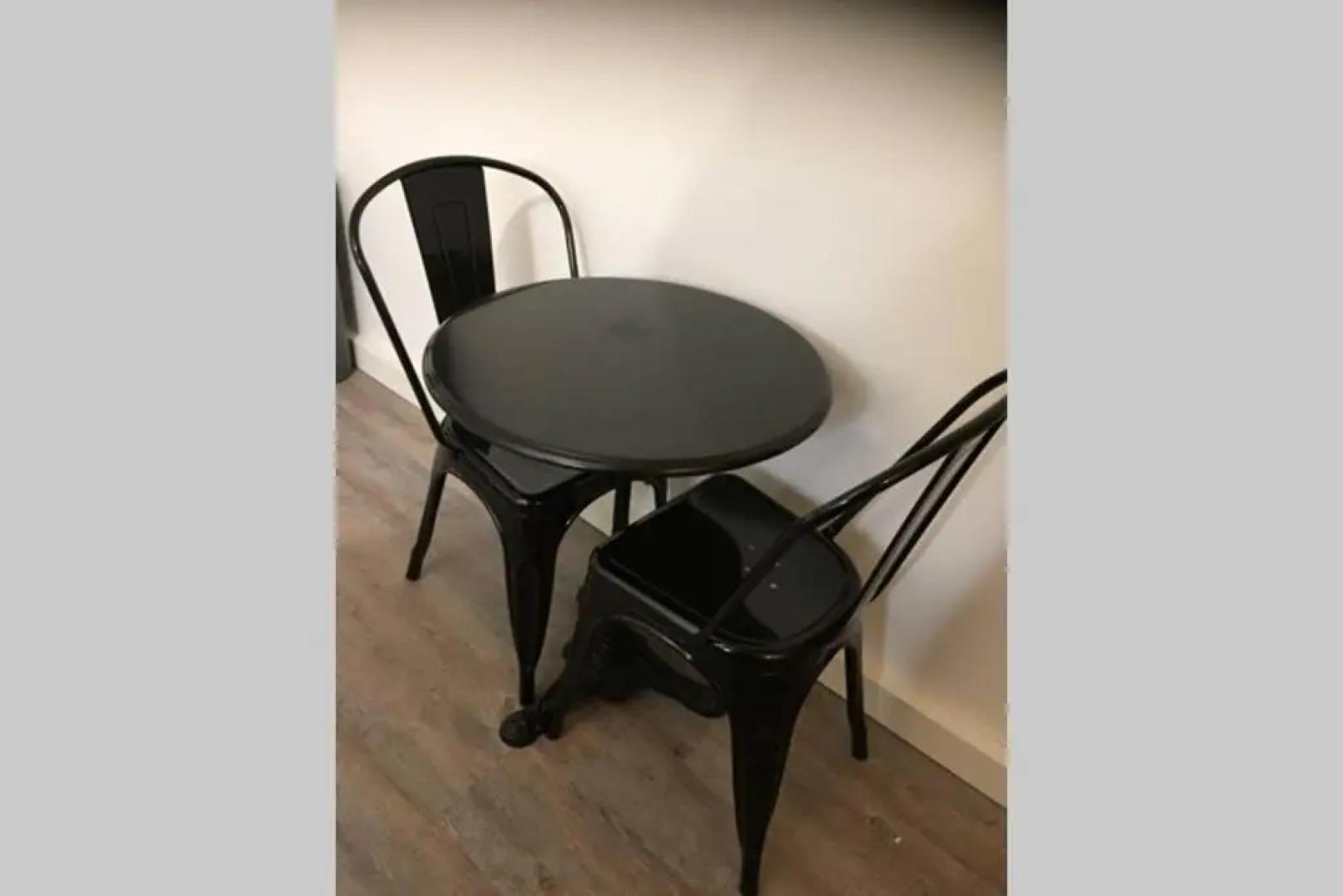 Appartement design tout confort (parking gratuit)