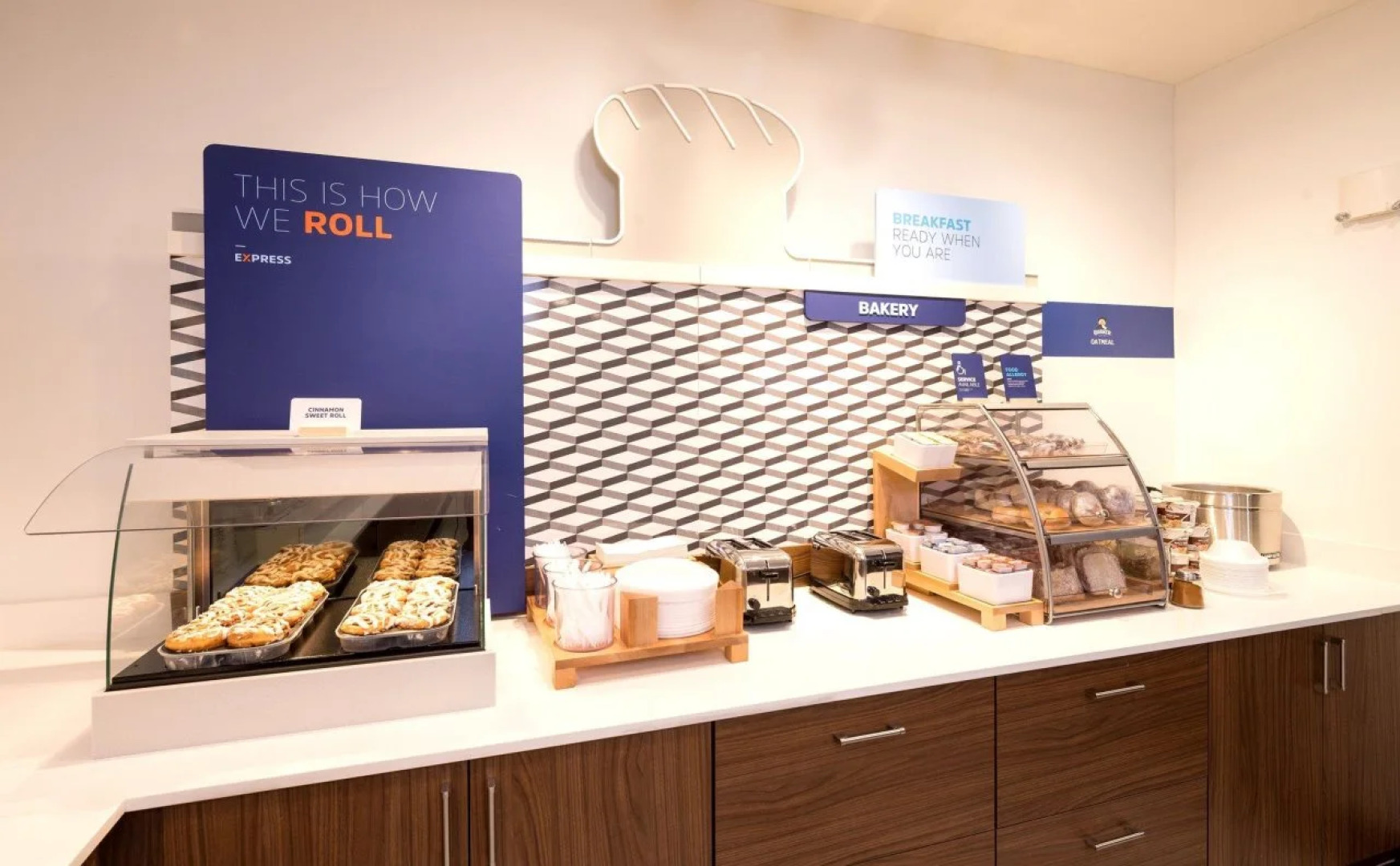 Holiday Inn Express and Suites Kalamazoo West by IHG