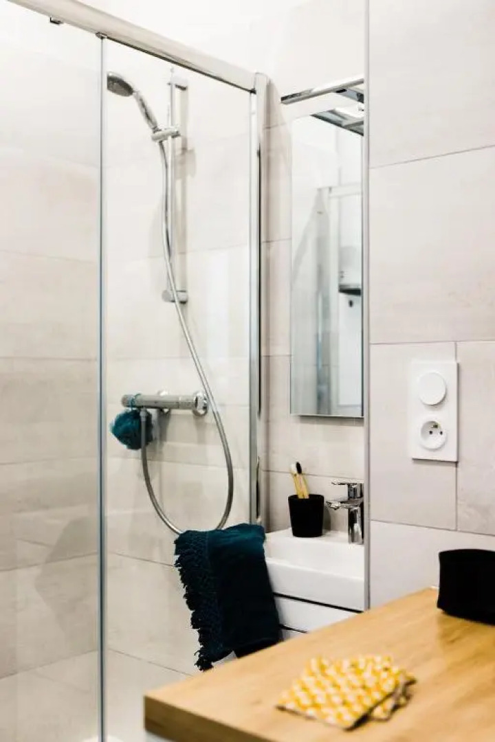 L'audacieux Studio Lumineux Renove Et Equipe En Centre Ville