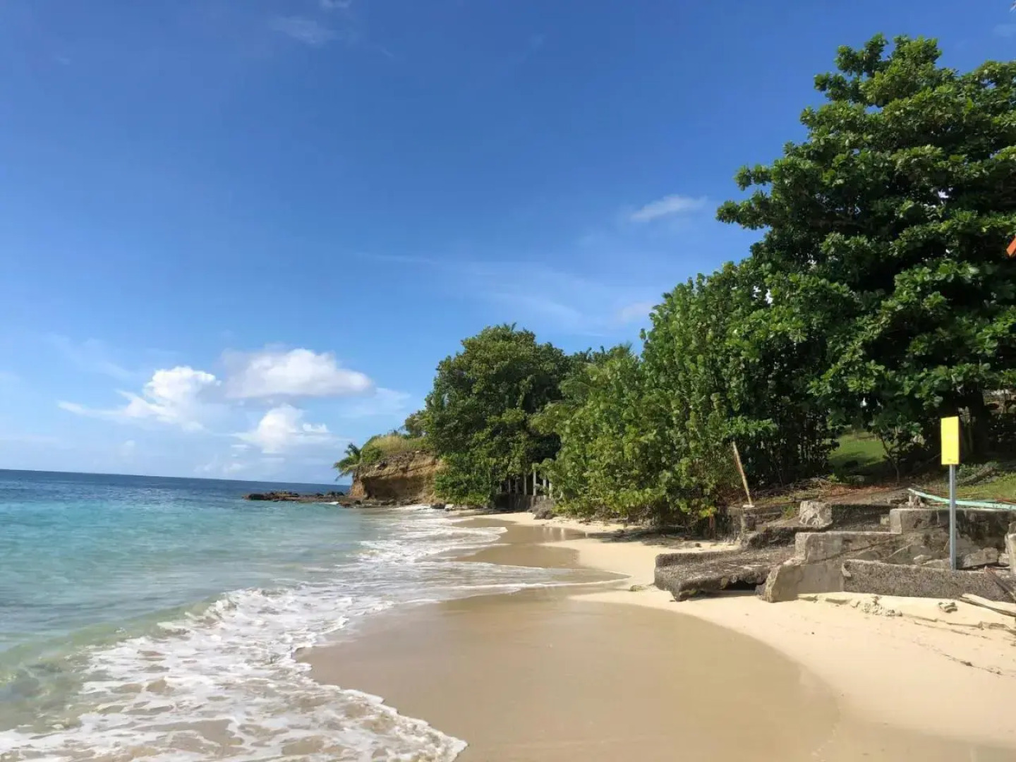 T2 les pieds dans l'eau, vue mer caraibes