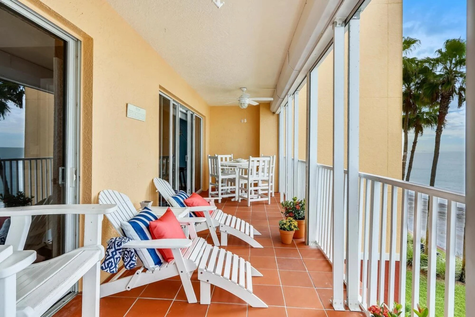 Tides 363 Luxurious Pools/hot Tubs/grills-beautiful Gulf Views