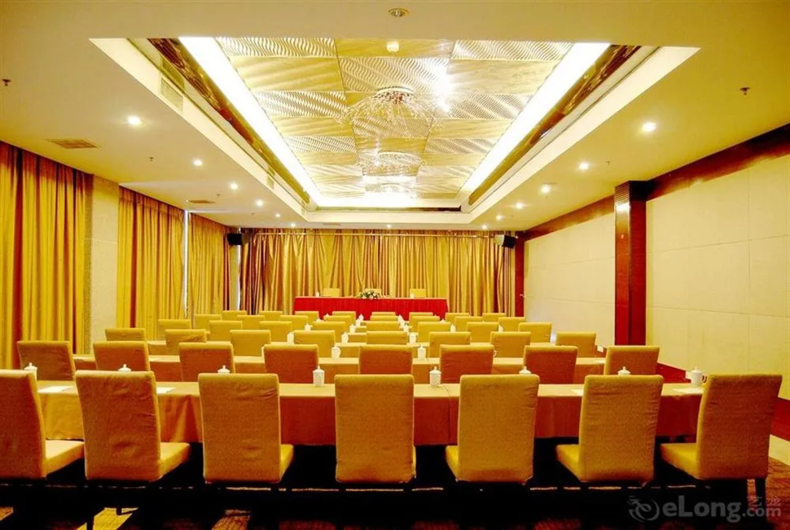 Inzone Galand Hotel Qingzhou