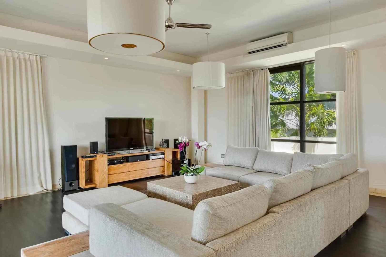 Villa Cara by Island Escape Villas