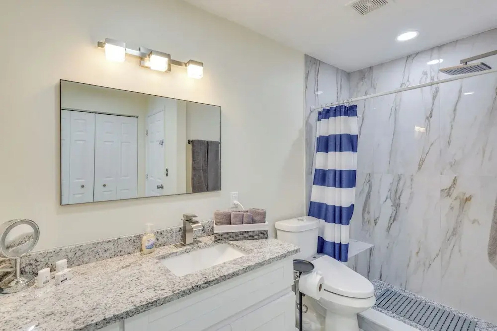 Saltwater Pool & Lanai: Lehigh Acres Escape!