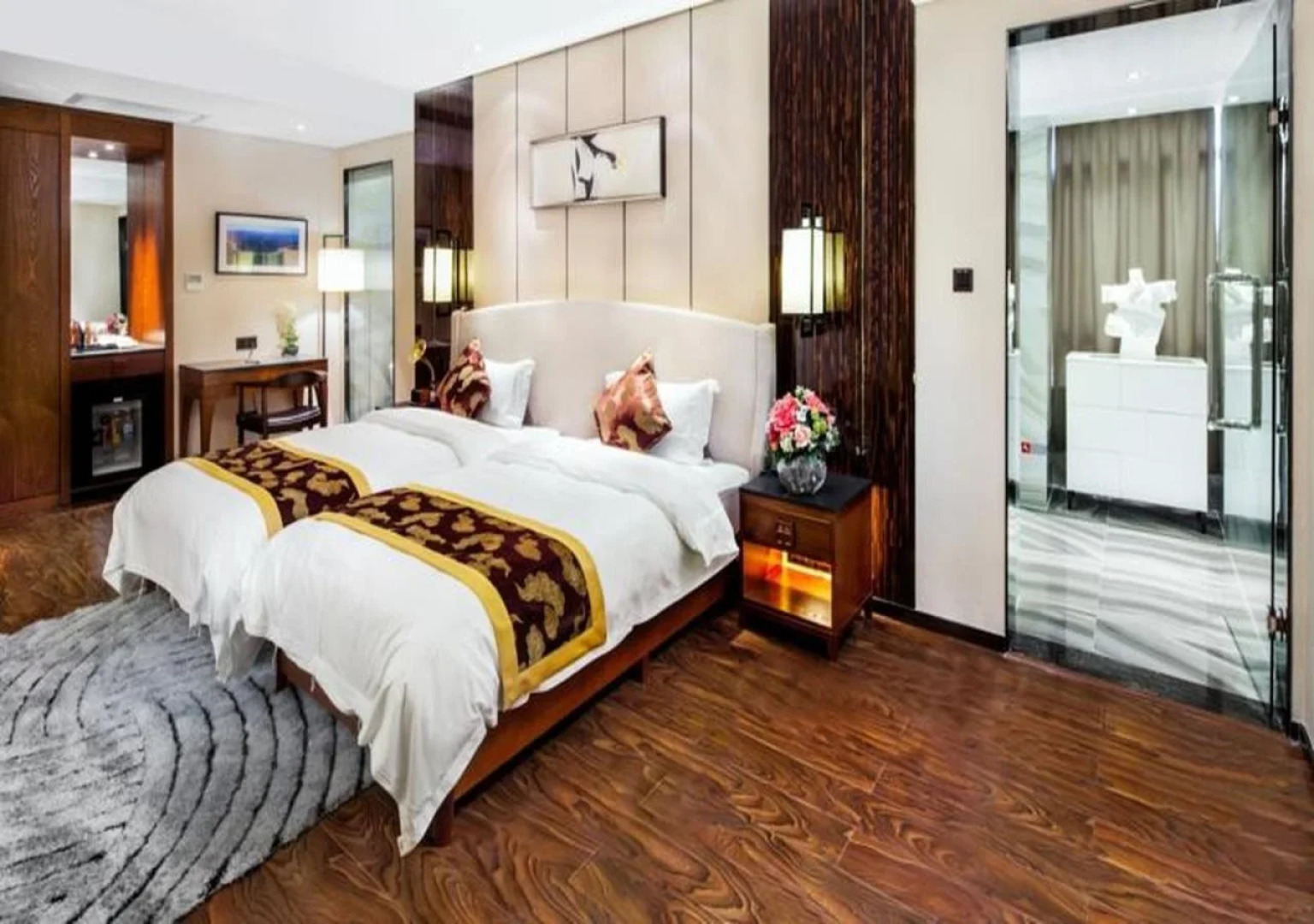 Elephant Trunk Hill Hotel