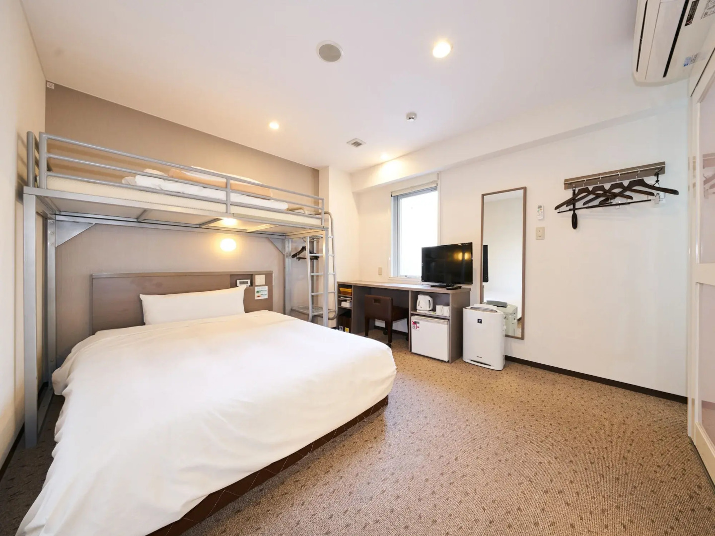 Super Hotel Tokyo Nihonbashi Mitsukoshimae