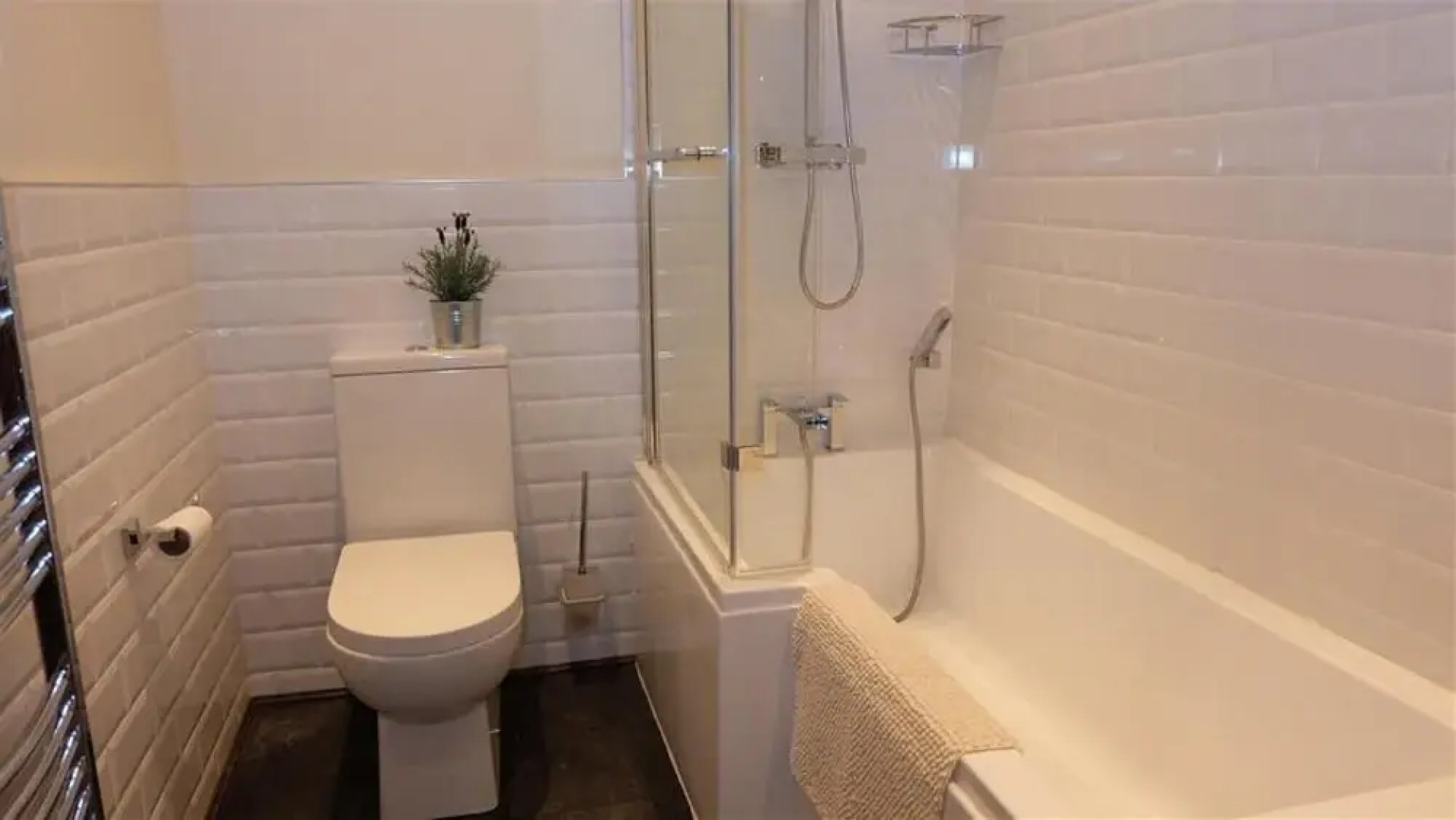 The Moorlands Suite - Premier Serviced Accommodation