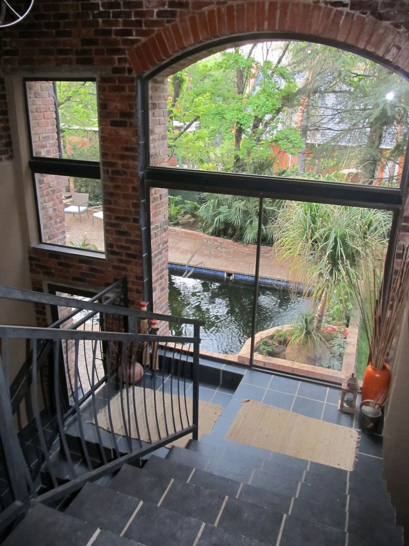 24 Onvrey Guest House