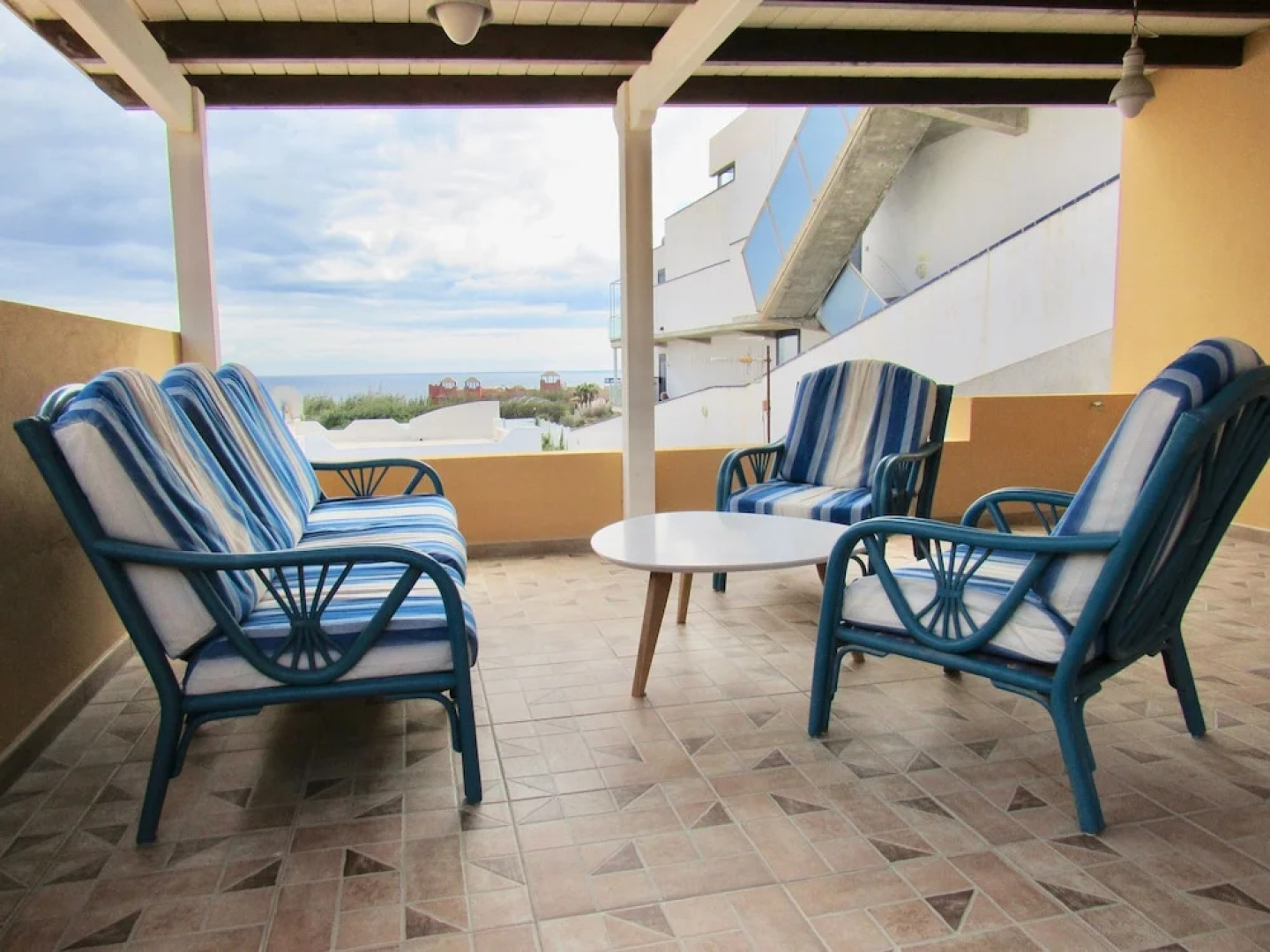 Lovely Property- Chill and View