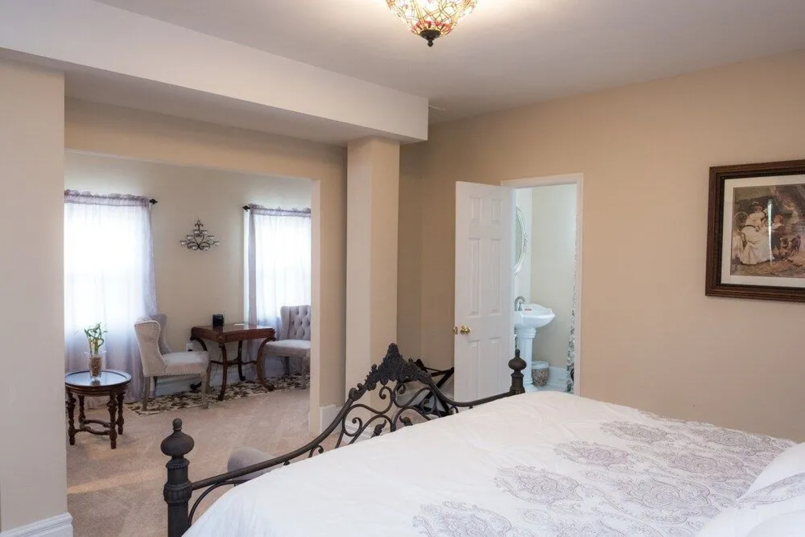 Dennison Street Inn Bed & Breakfast