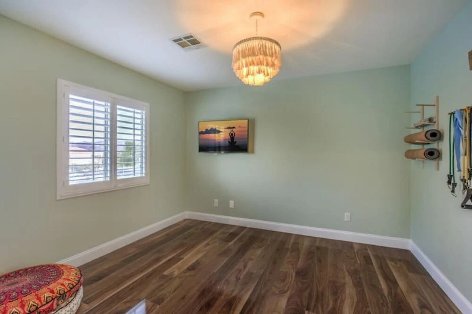 ZEN Retreat Jacuzzi Fire Pit BBQ Hammocks Patio Yoga Room Parking