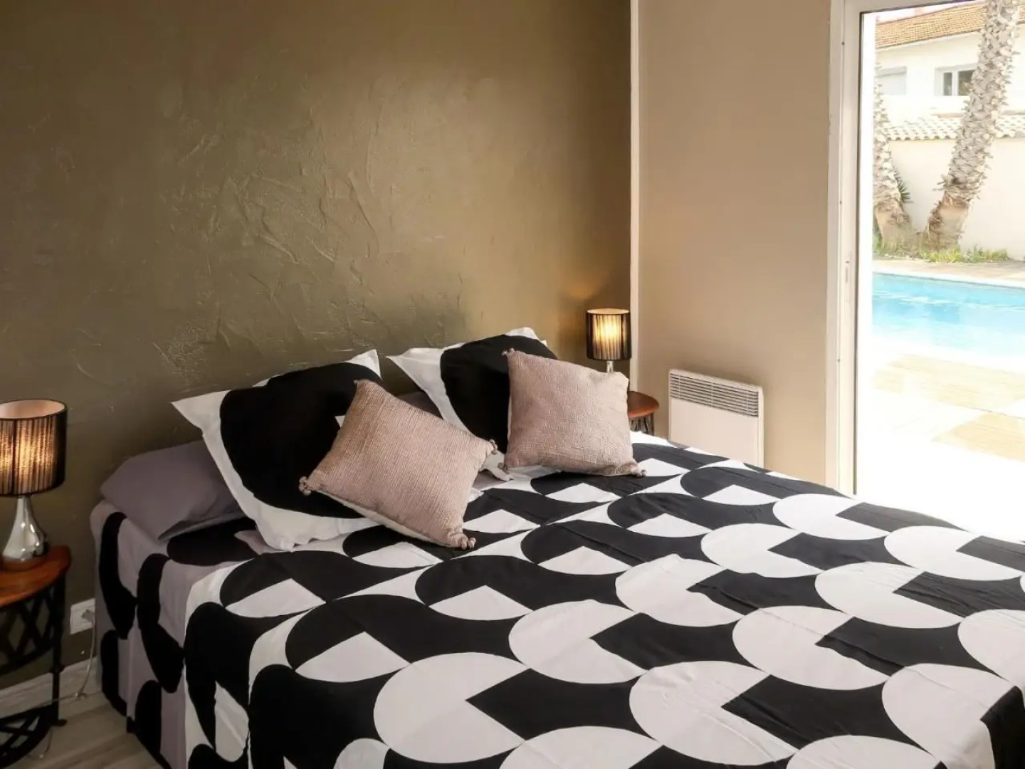 Holiday Home Côté Sud - BZS165