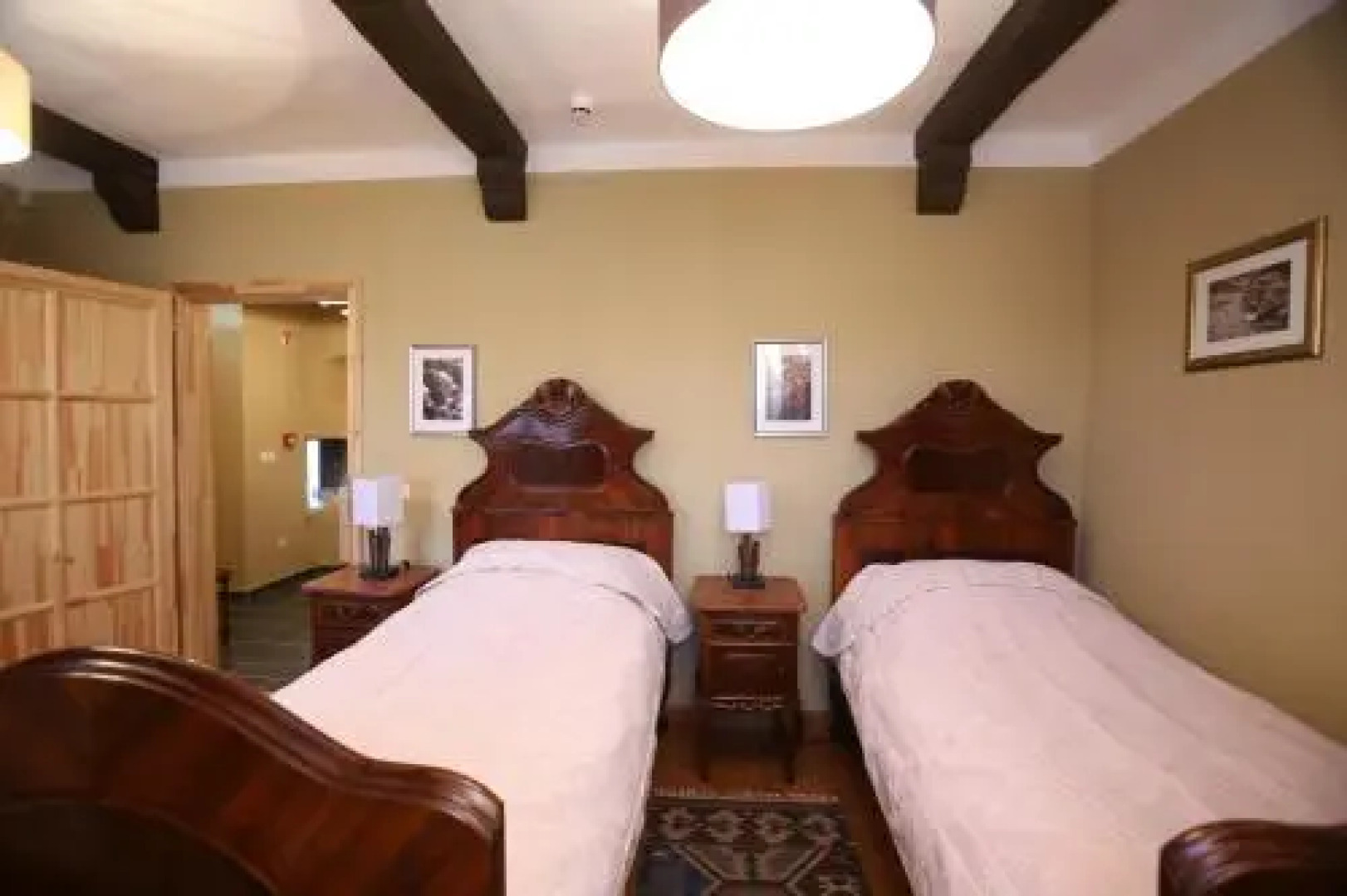 Csodarabbik Útja Fogadó