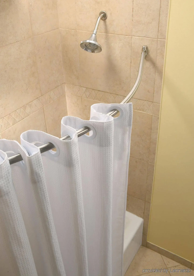 Holiday Inn Express Garden Grove