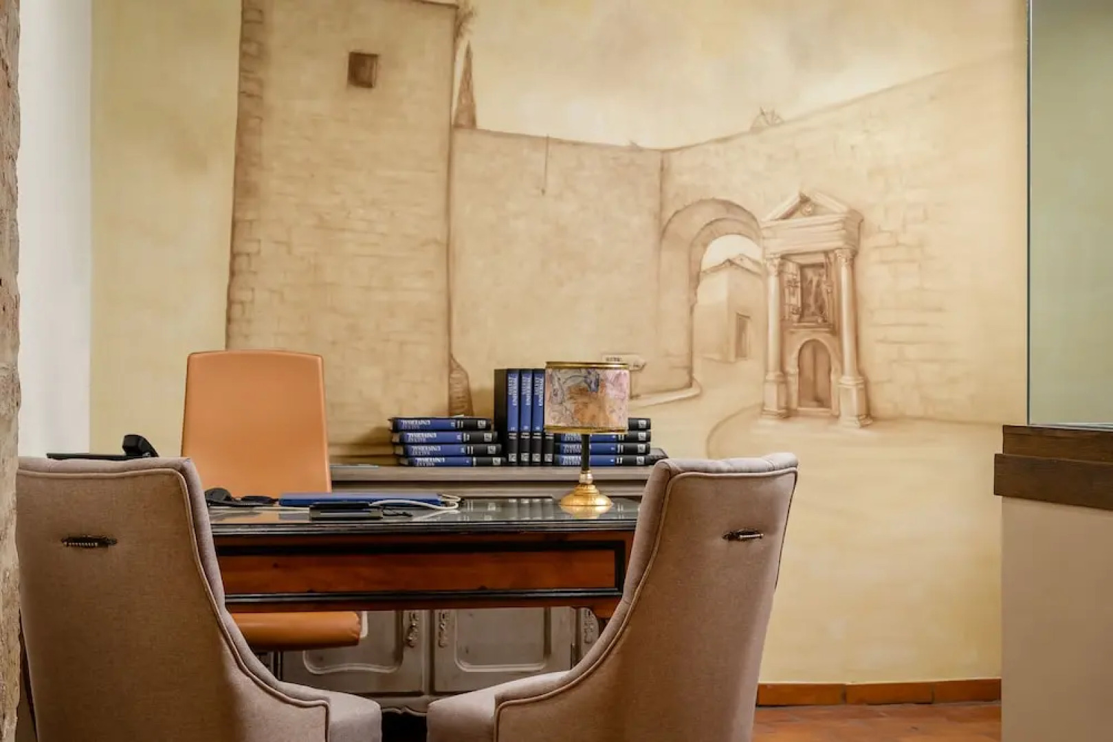 Hotel  YIT La Casona del Arco