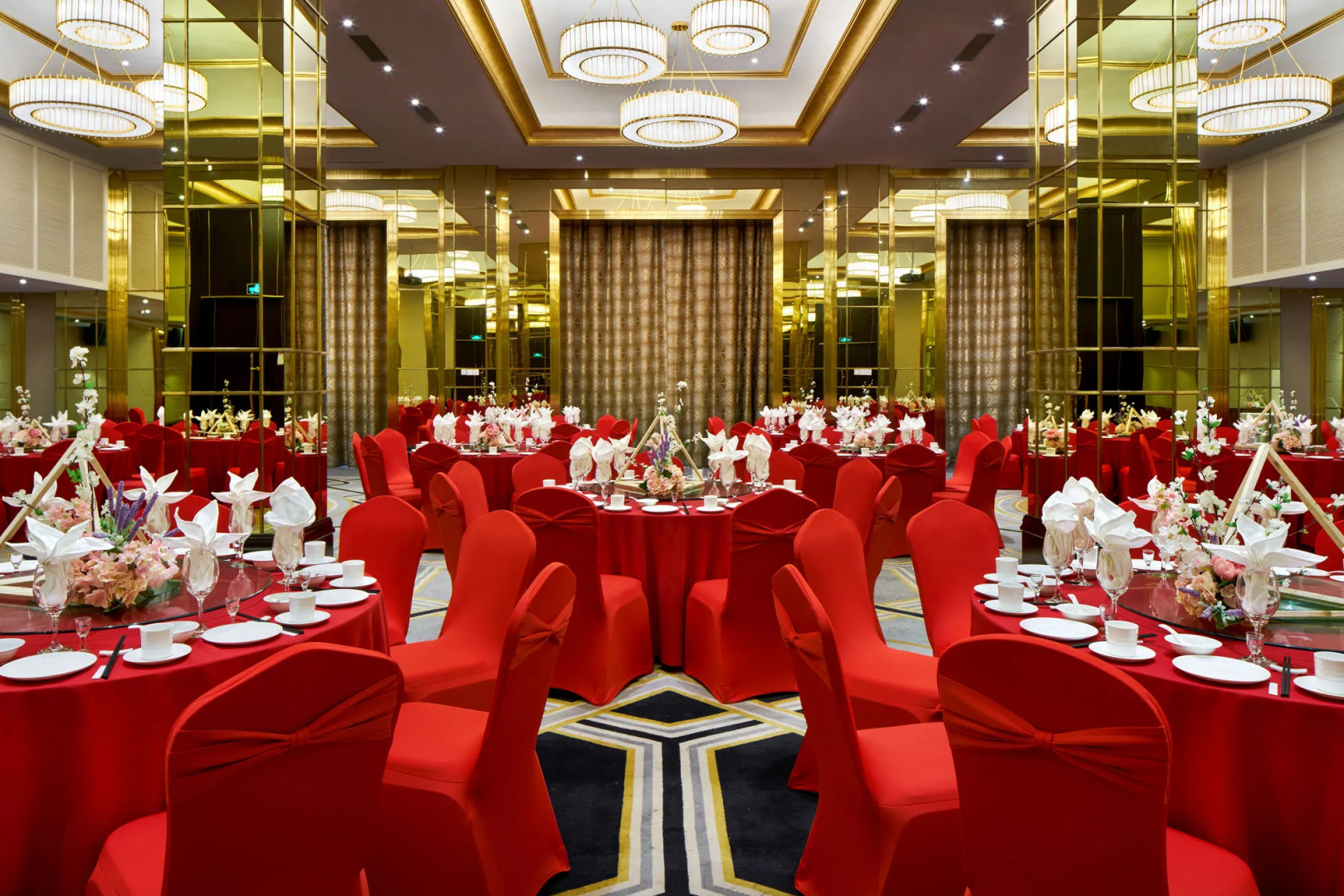 Crowne Plaza Zhengzhou by IHG