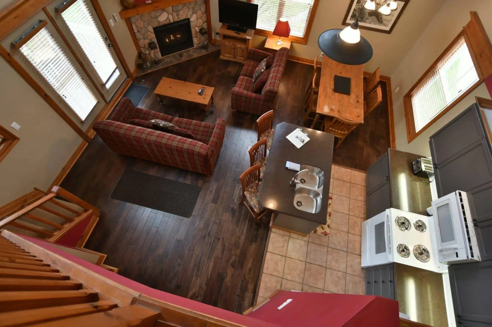 The Lodges at Blue Mountain - Historic Snowbridge Condos