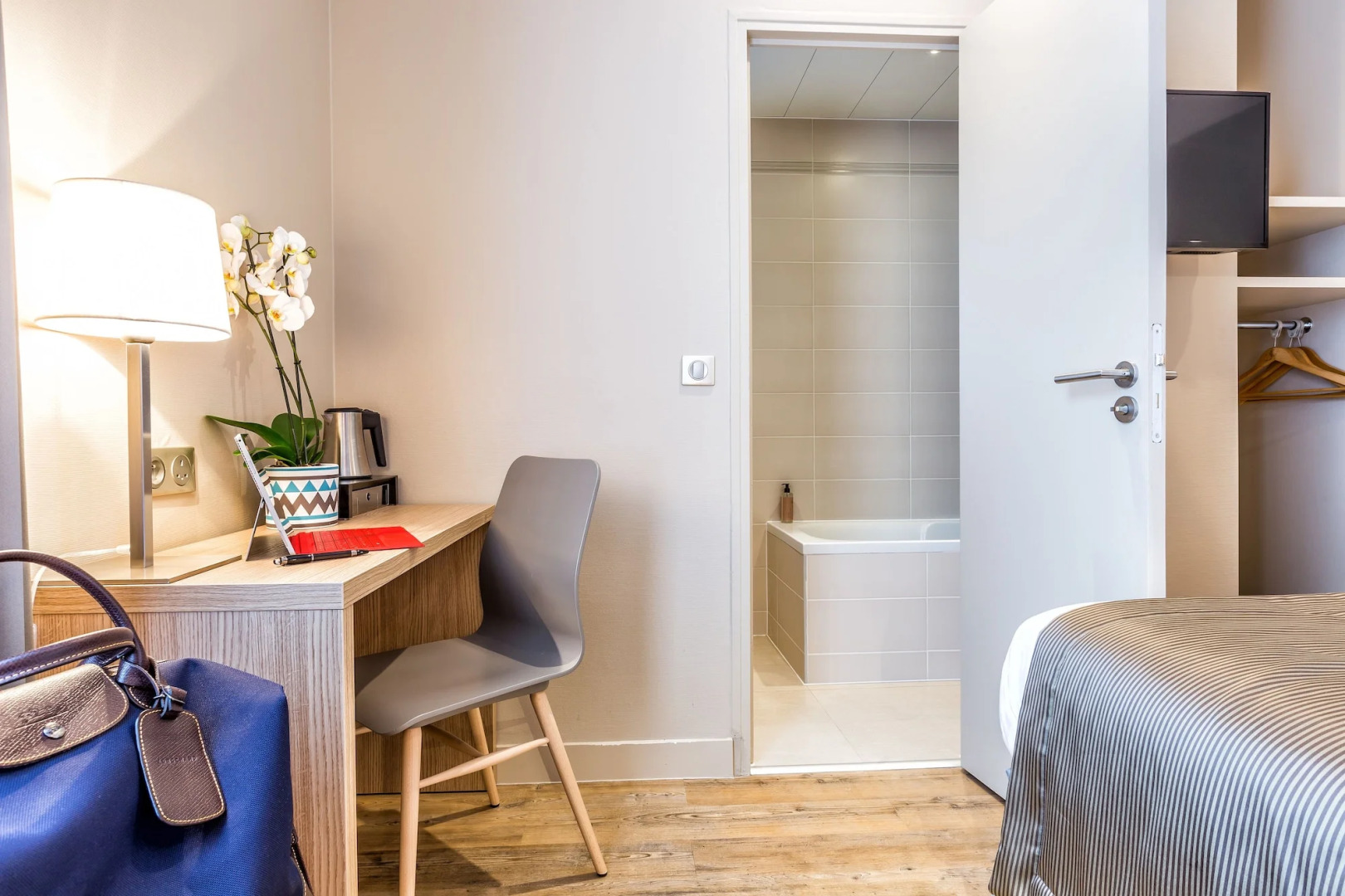 Hôtel Paris d'Issy Hôtel porte de Versailles