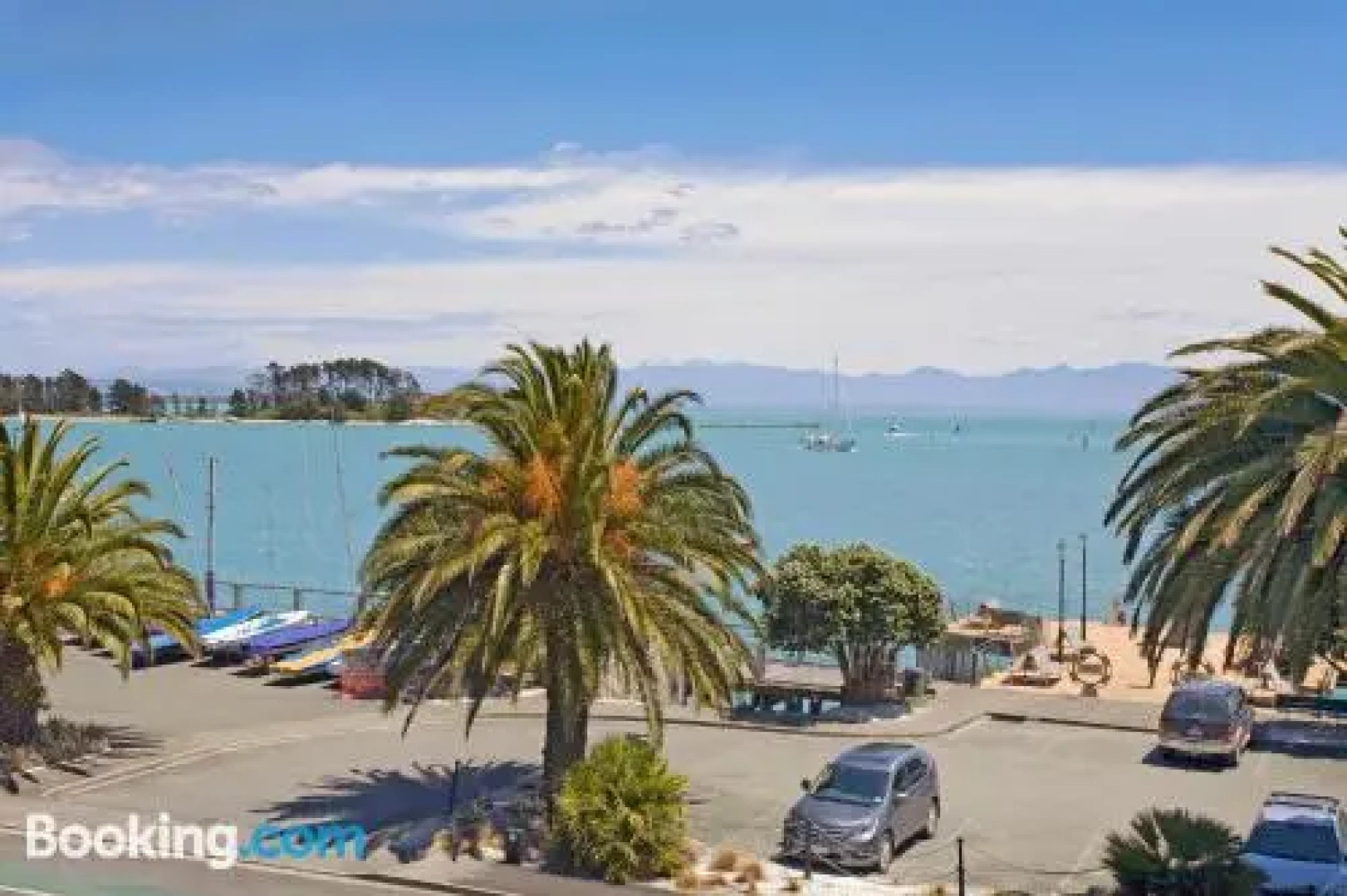 The Waterfront Penthouse 11