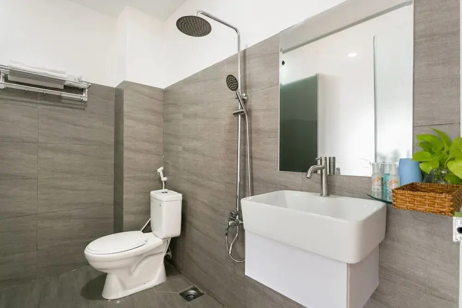 Saigoncucu Hotel near Bui Vien Town