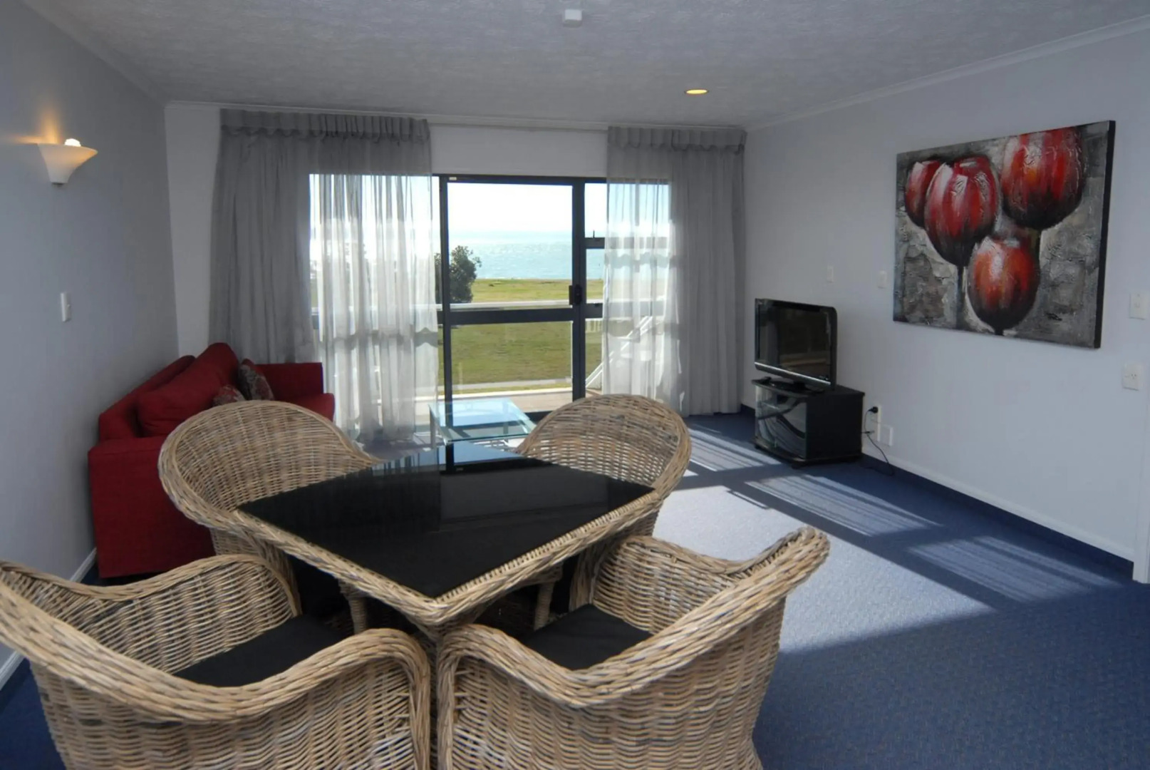 Harbour View Motel on Ahuriri Beach in Napier NZ with sea view suites