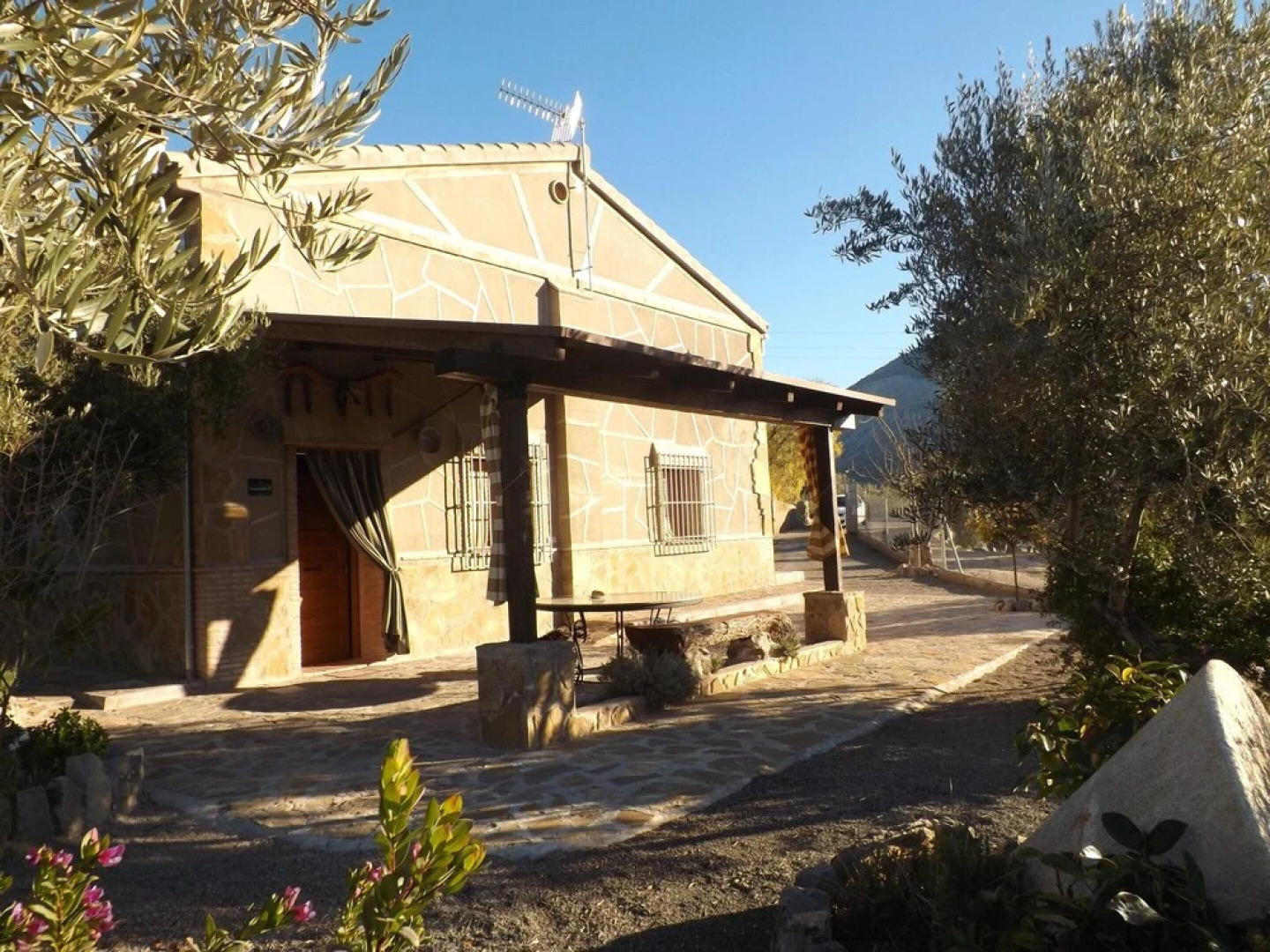 Villa With 5 Bedrooms in La Guardia de Jaen, With Wonderful Mountain V