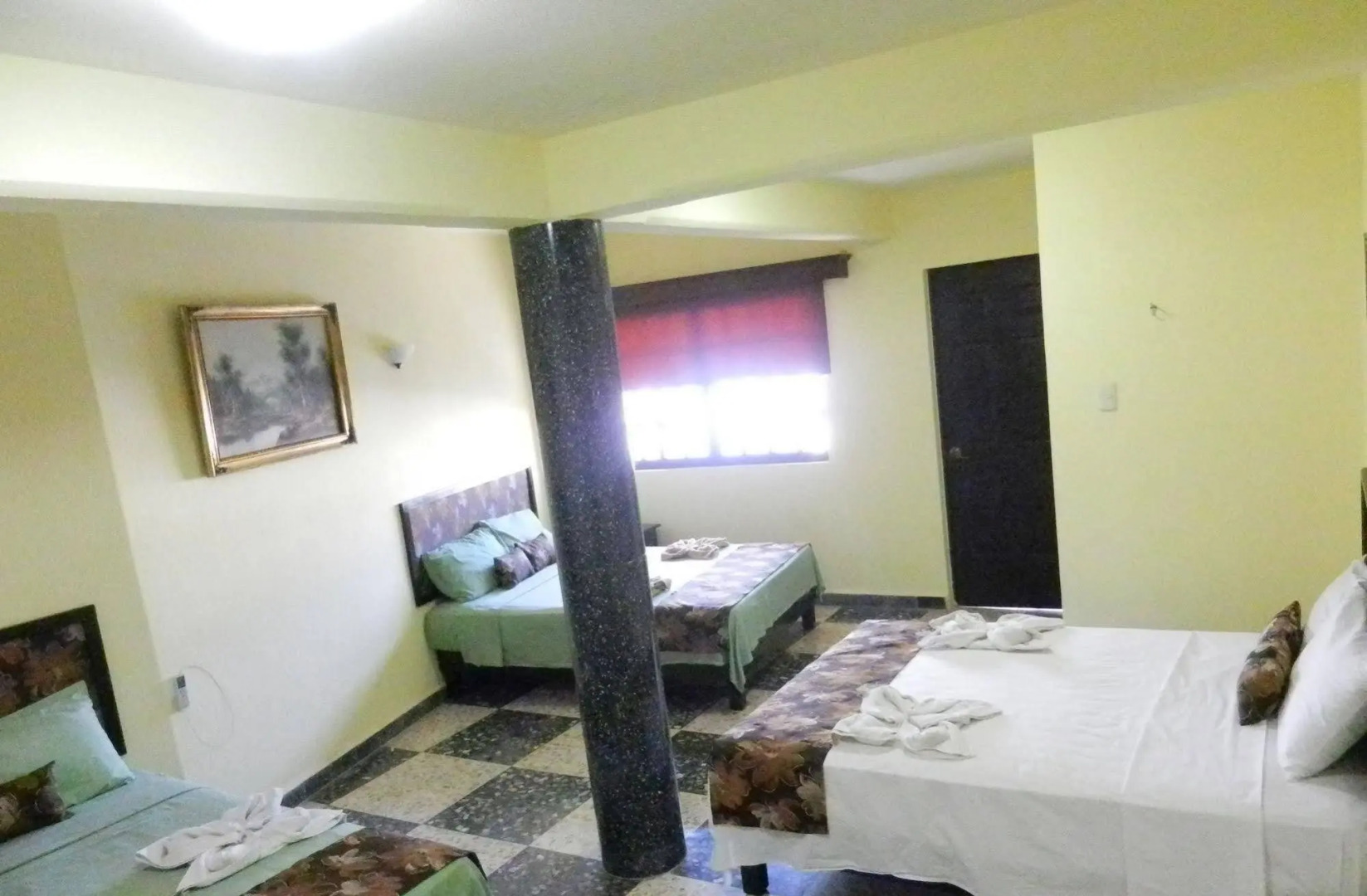 Hotel & Suites San José