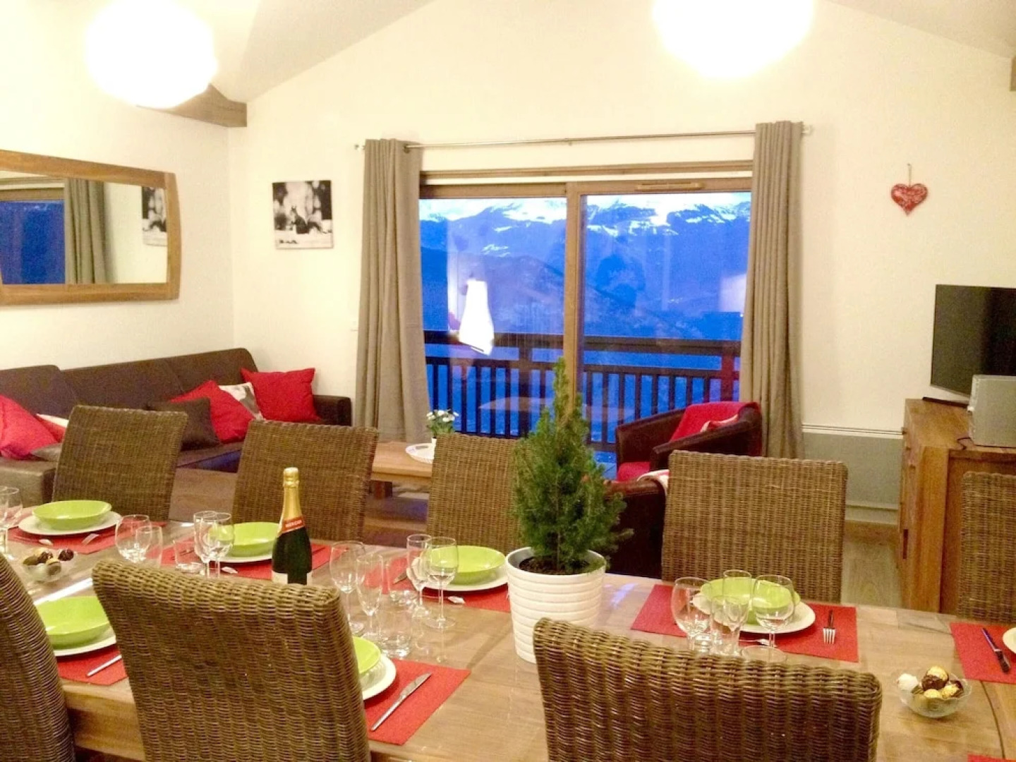 Apartment With 3 Bedrooms in La Lechere, With Wonderful Mountain View, Furnished Balcony and Wifi - 10 km From the Slopes