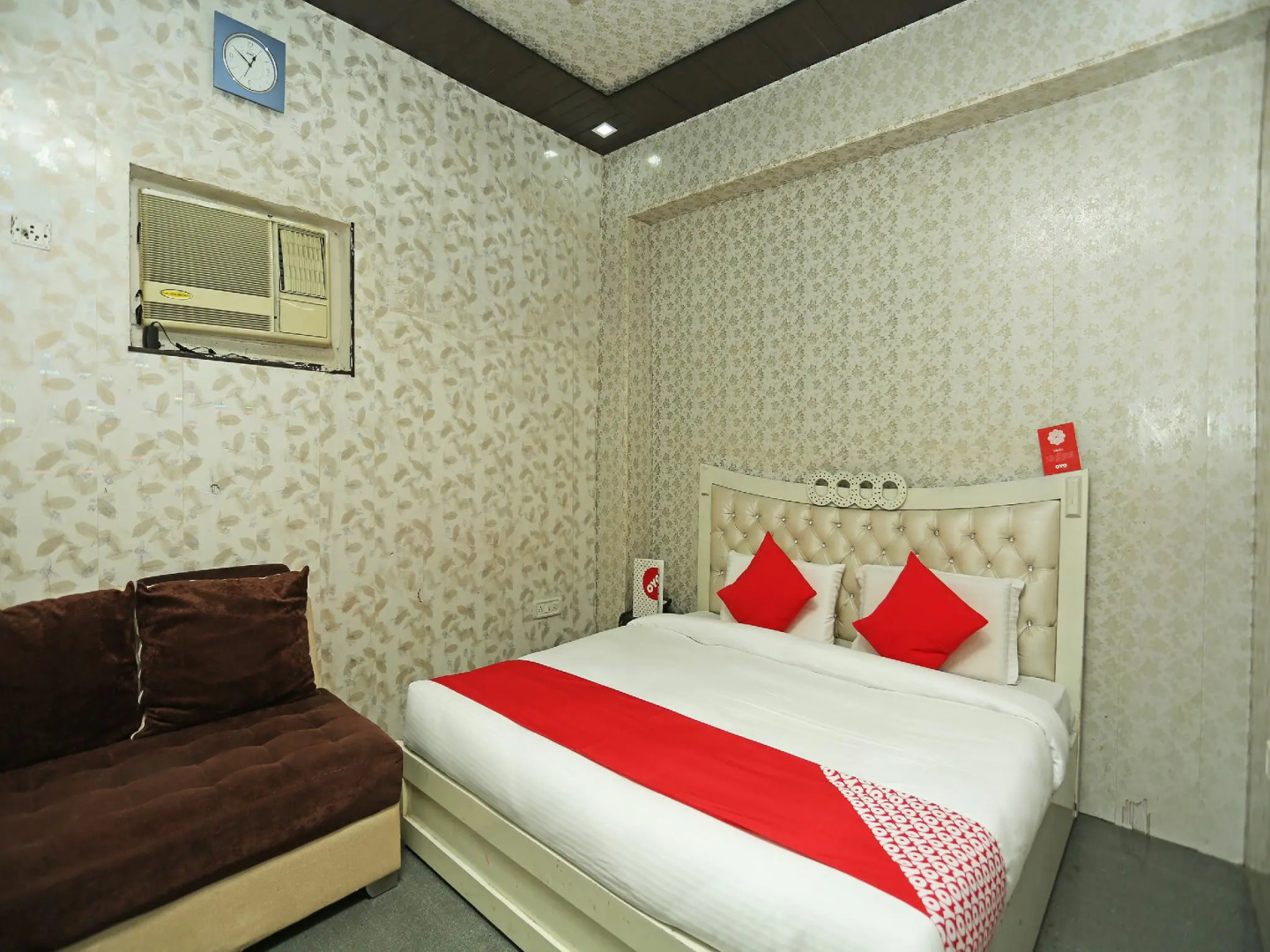 OYO 18530 Comfort Inn