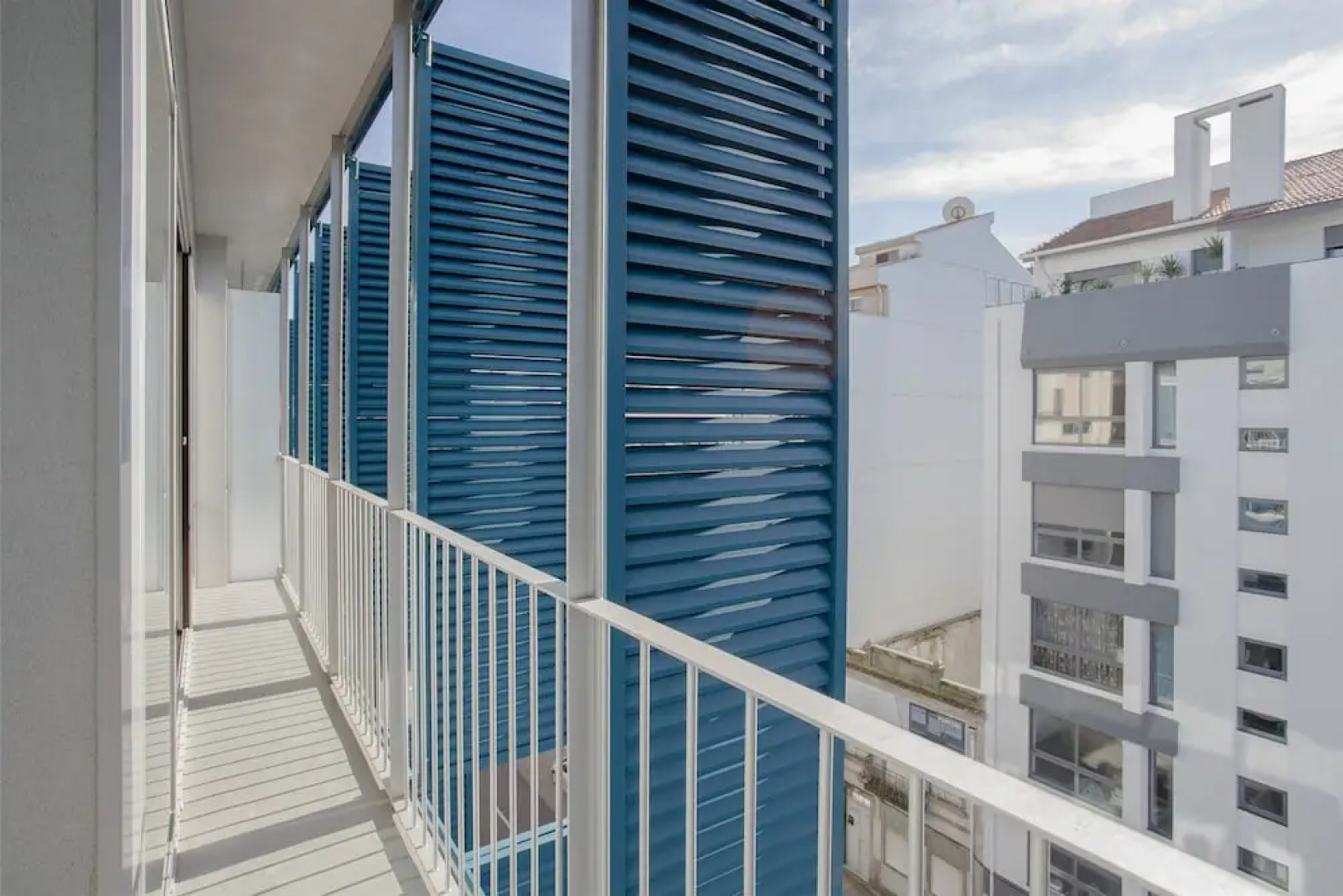 Liiiving - Bright Light Apartment