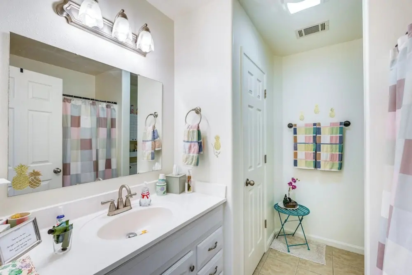 Sunny Lodi Getaway - Walk to Downtown & Wineries