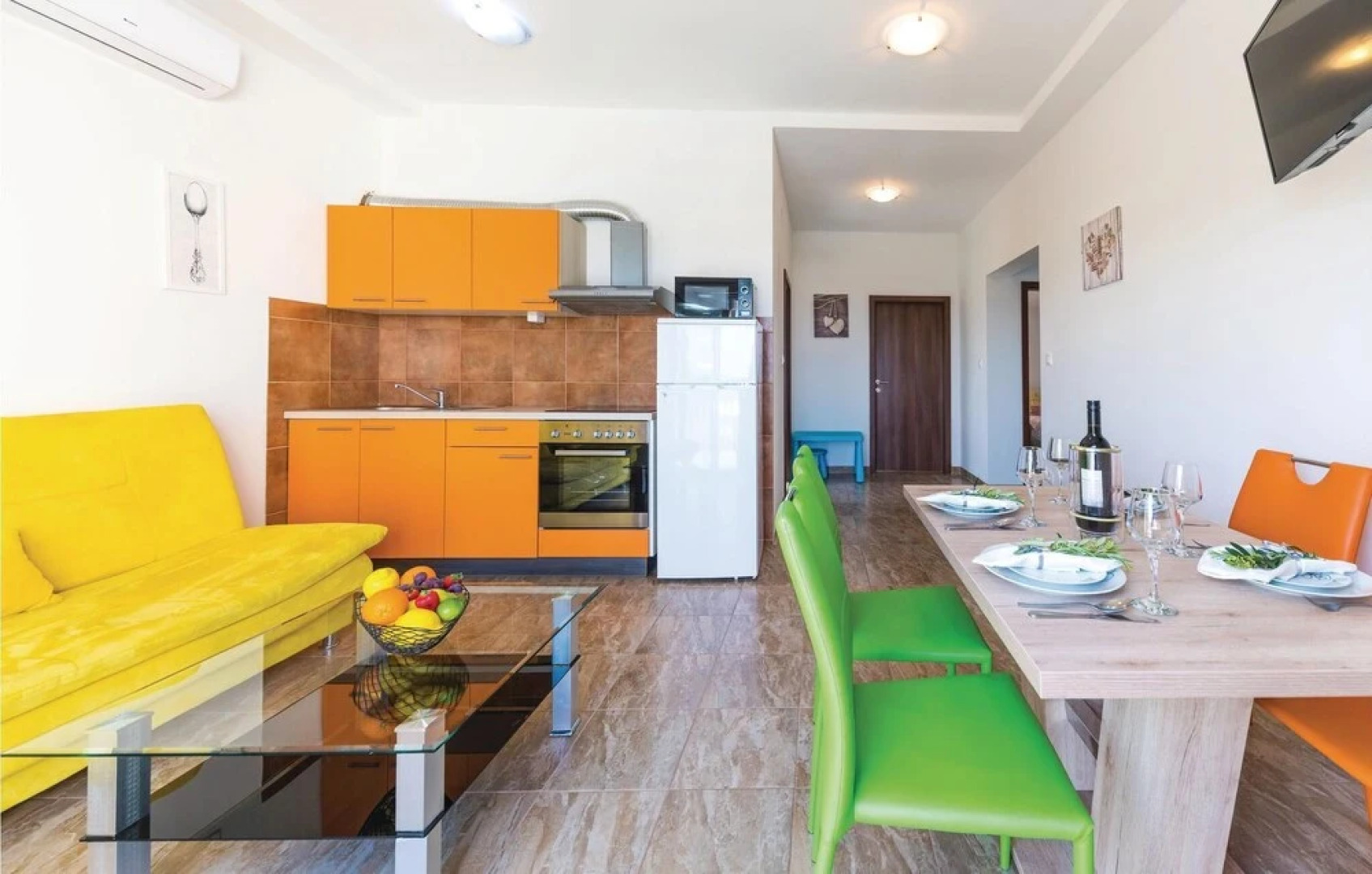 Beautiful Home in Kastel Novi With Wifi and 8 Bedrooms