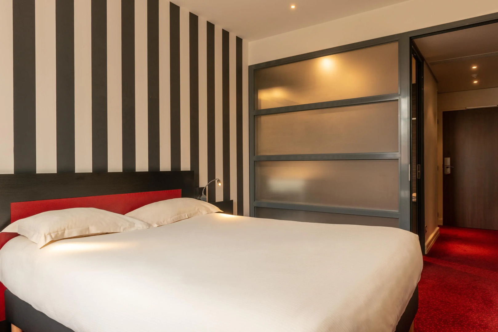 The Originals Boutique, La Maison Rouge