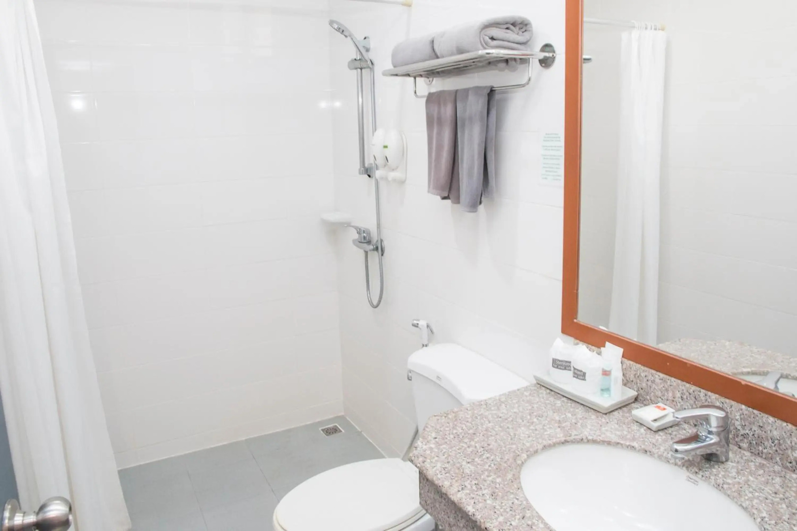 S Lodge Pattaya (formally known as Sabai Lodge)