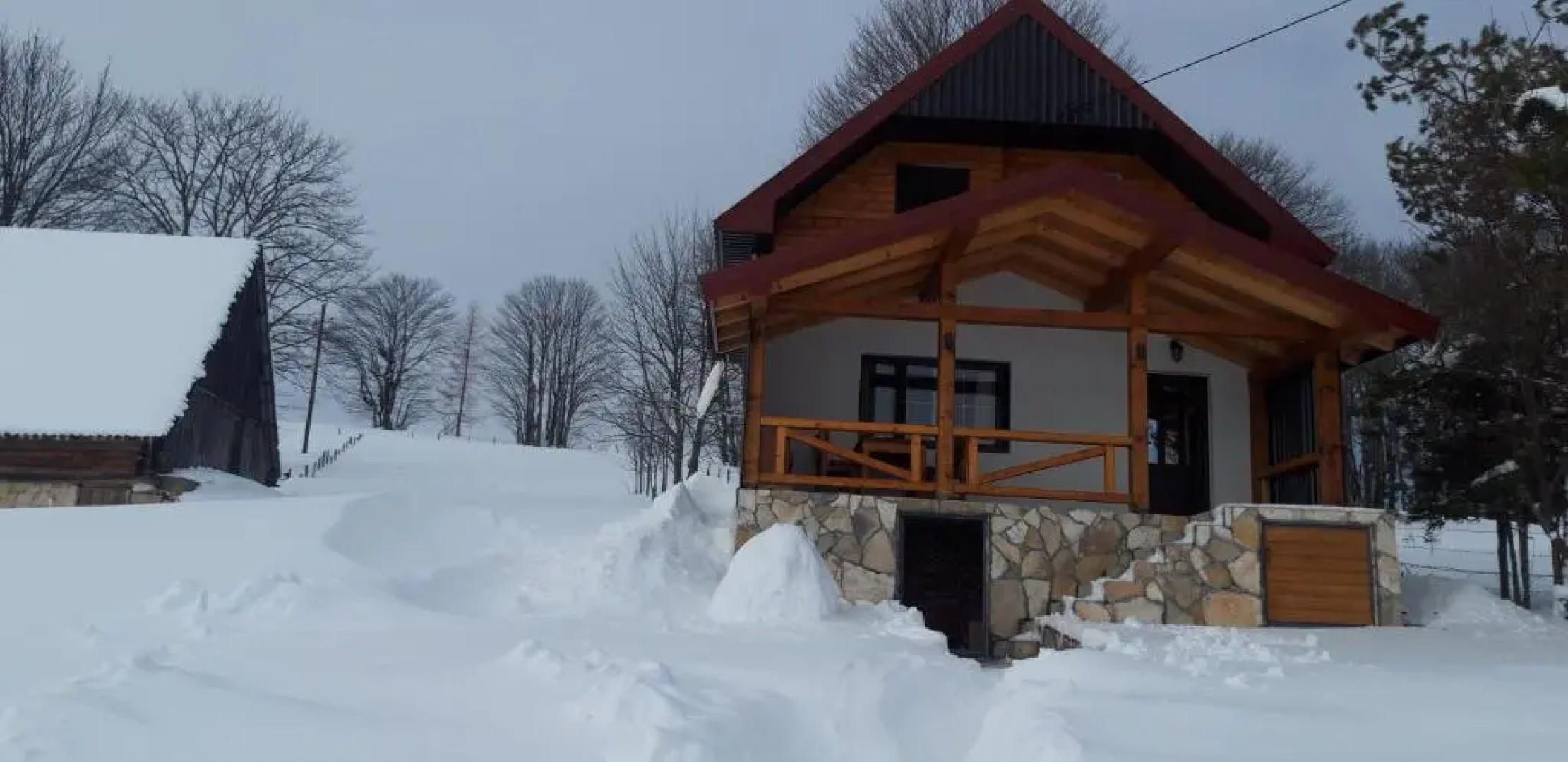 Eco Village Highlander