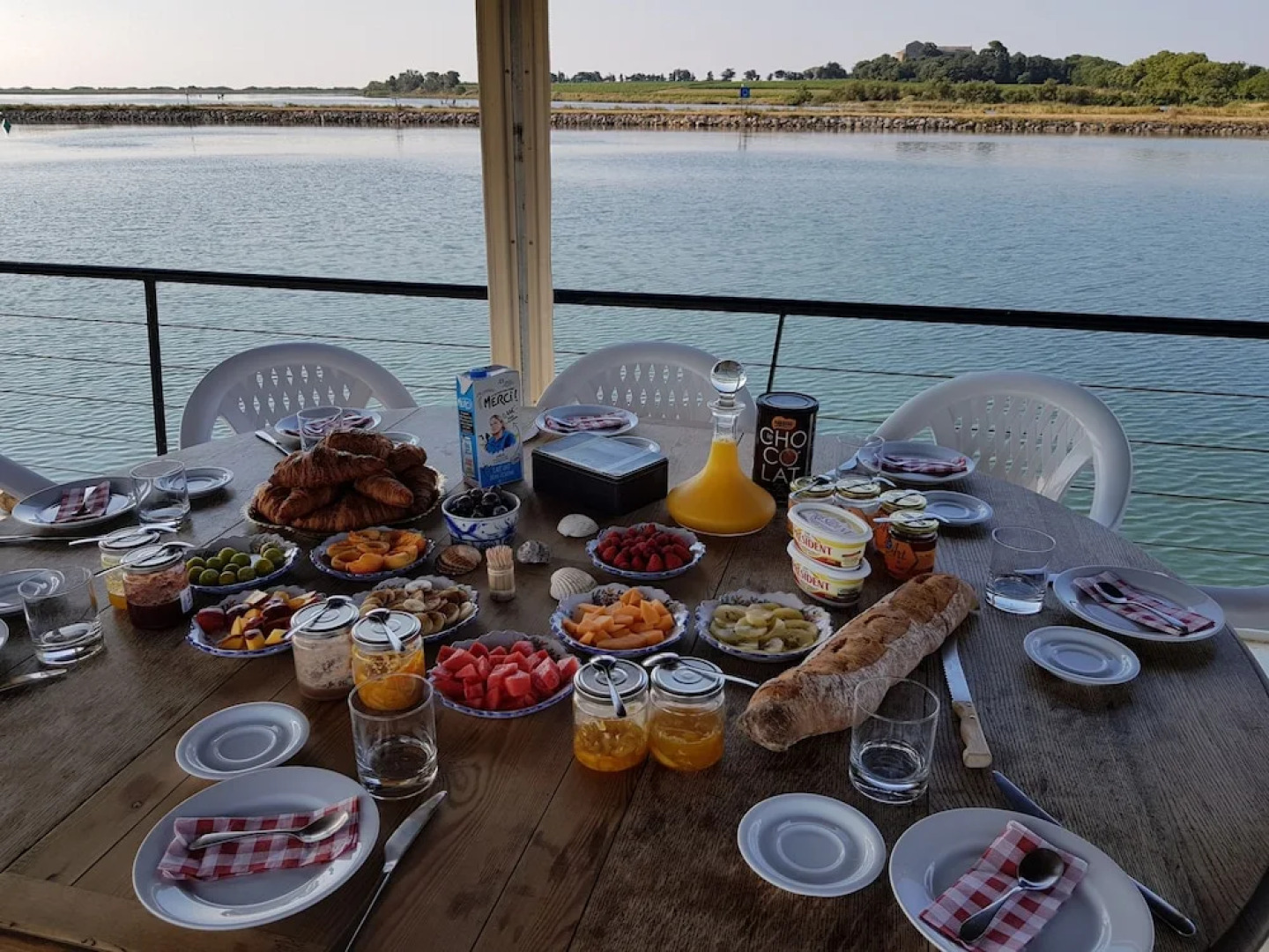 Alphonsia Maria - Péniche d'Hôtes