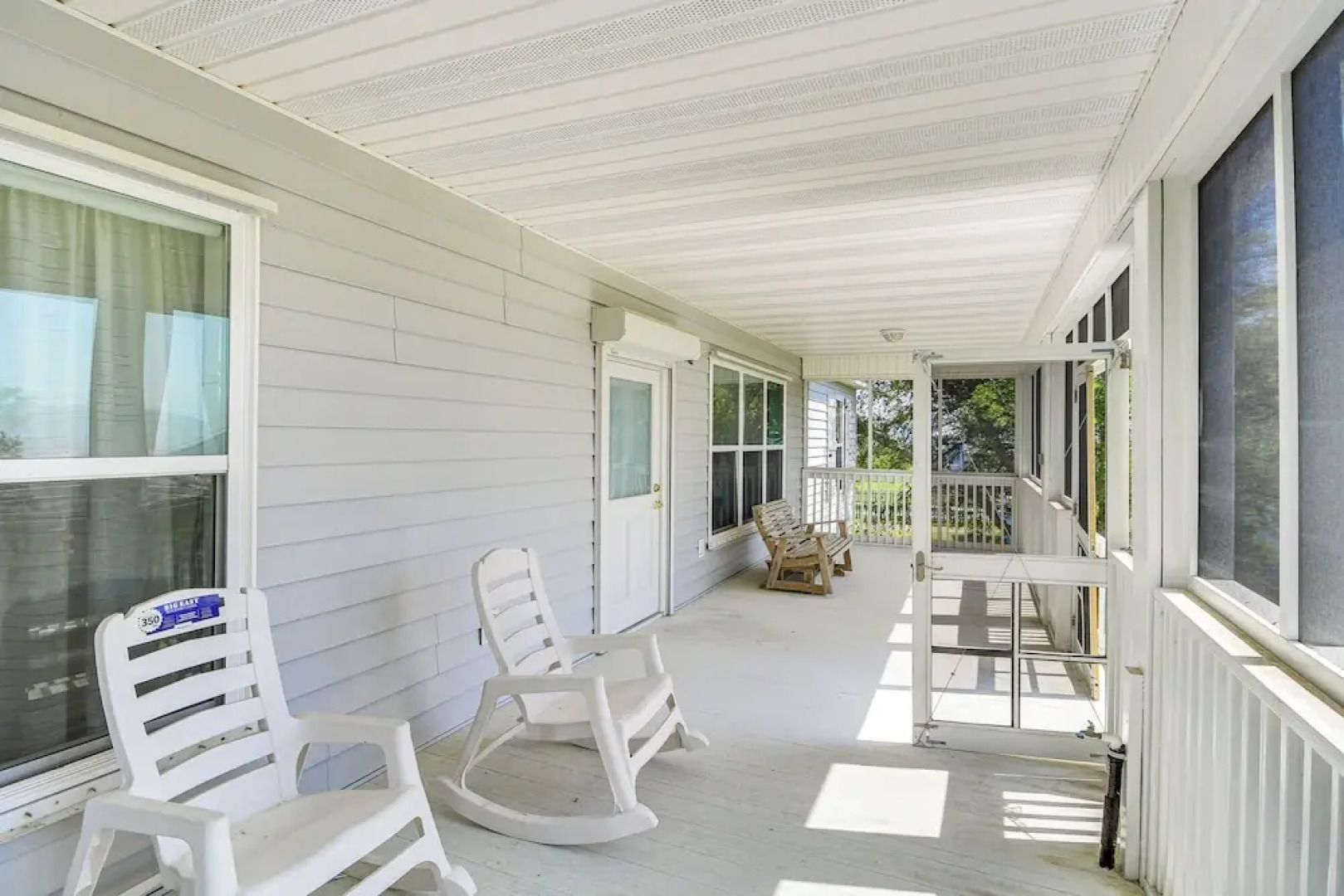Waveland Vacation Rental - Walk to the Beach!