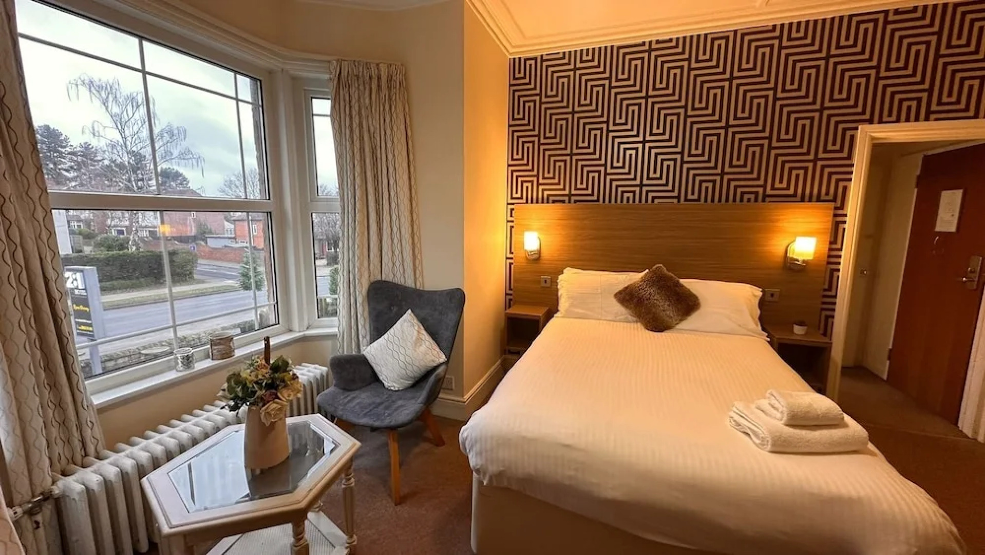 Pine Lodge Hotel & Restaurant Mansfield