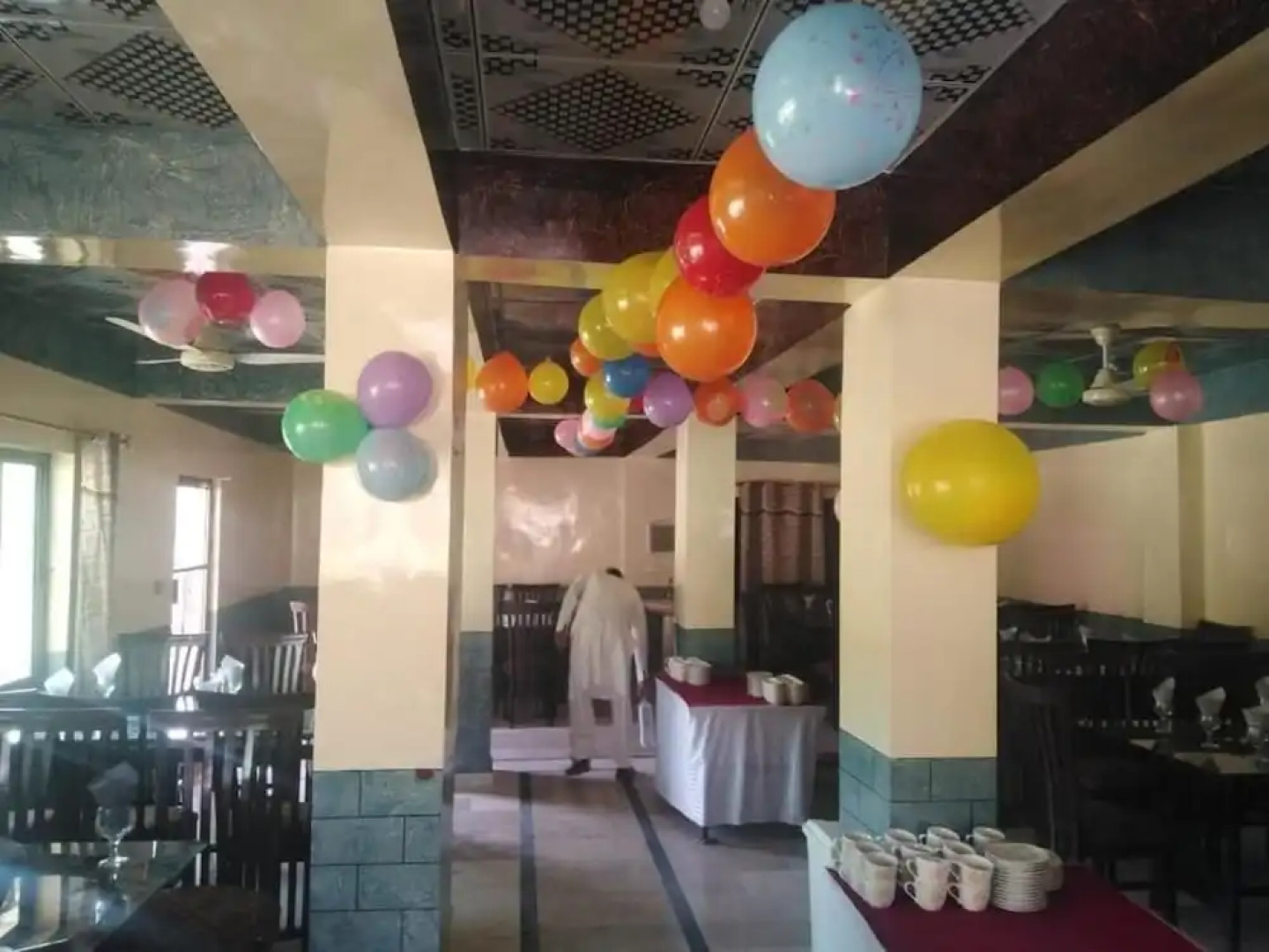 Awais Hotel And Restaurant Rawlakot