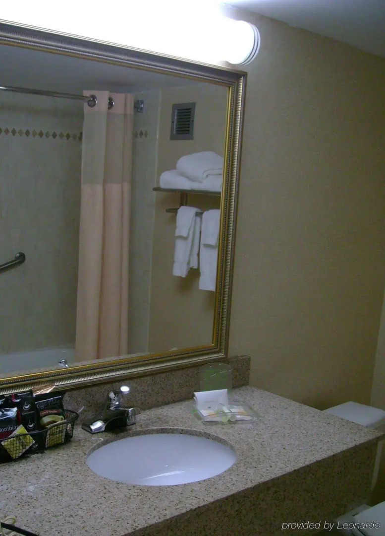 Holiday Inn Express Aberdeen by IHG