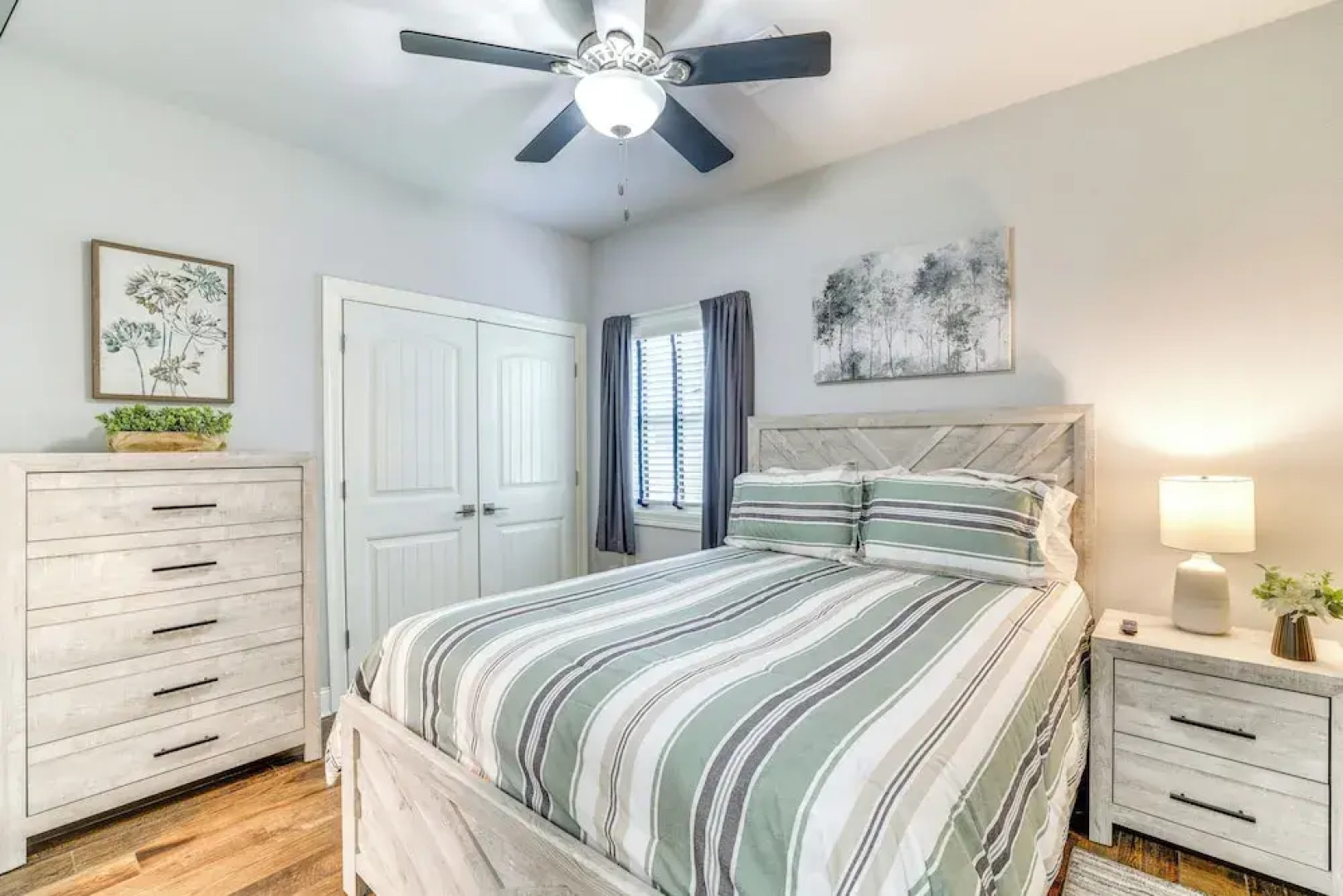 < 1 Mi to Golf & Marina: Inviting Home in Afton!