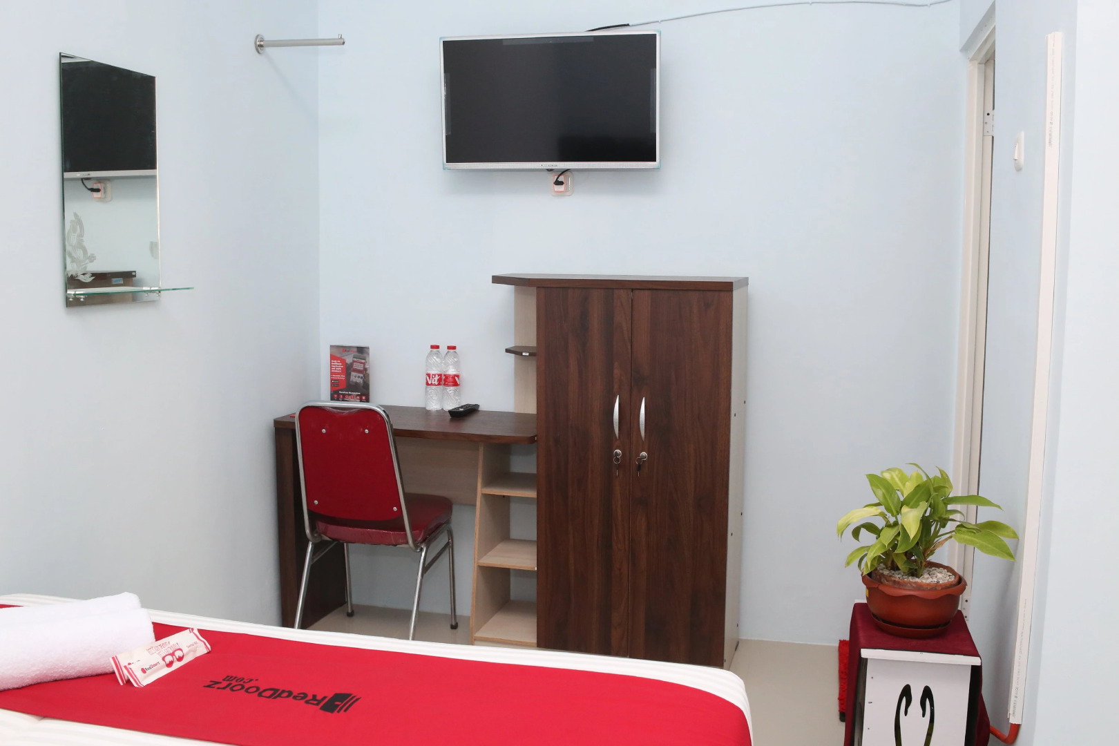 RedDoorz Syariah near Suncity Mall Madiun