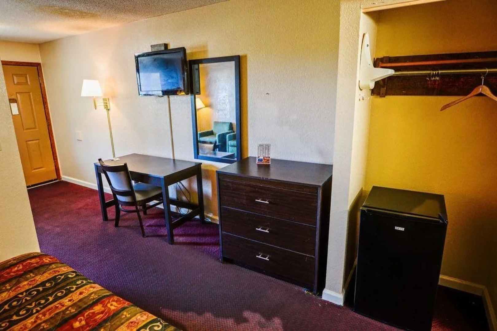 Southern Inn & Suites