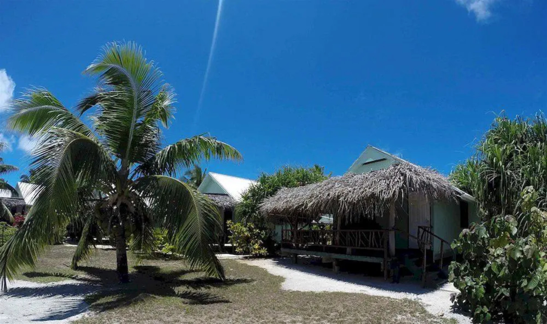 Inanobeach Bungalows