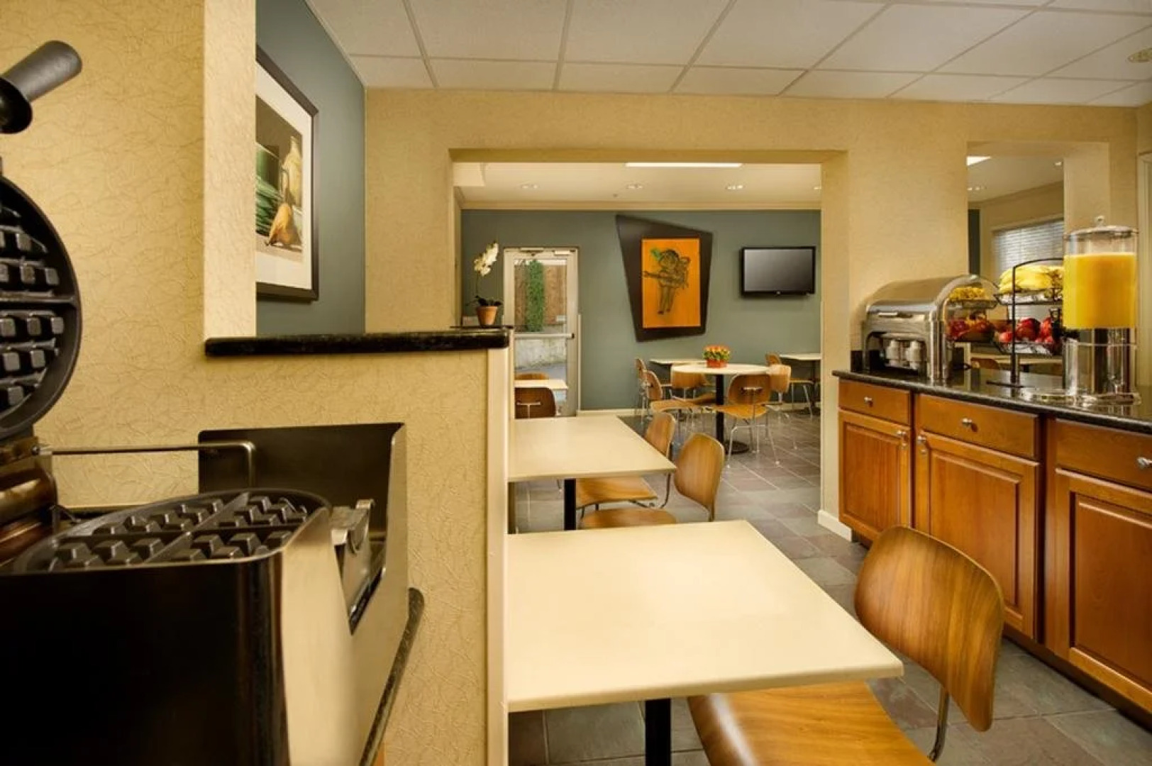 Silver Cloud Inn - Portland