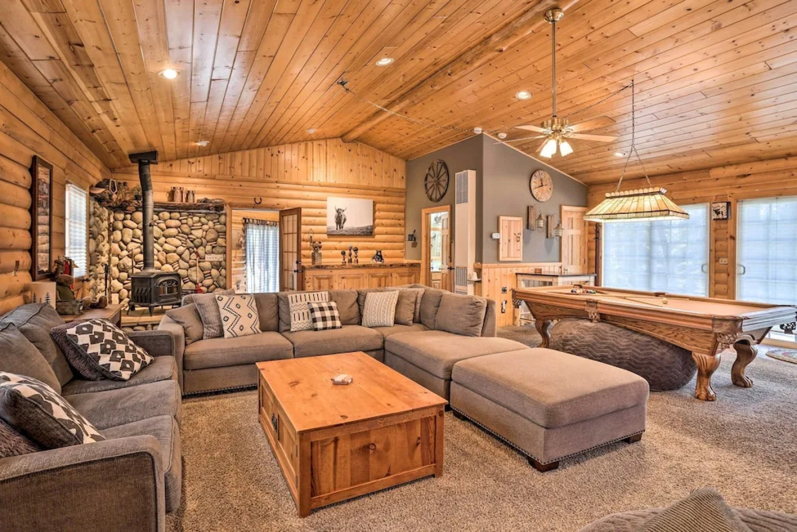 Curly Cabin - 1964 by Big Bear Vacations