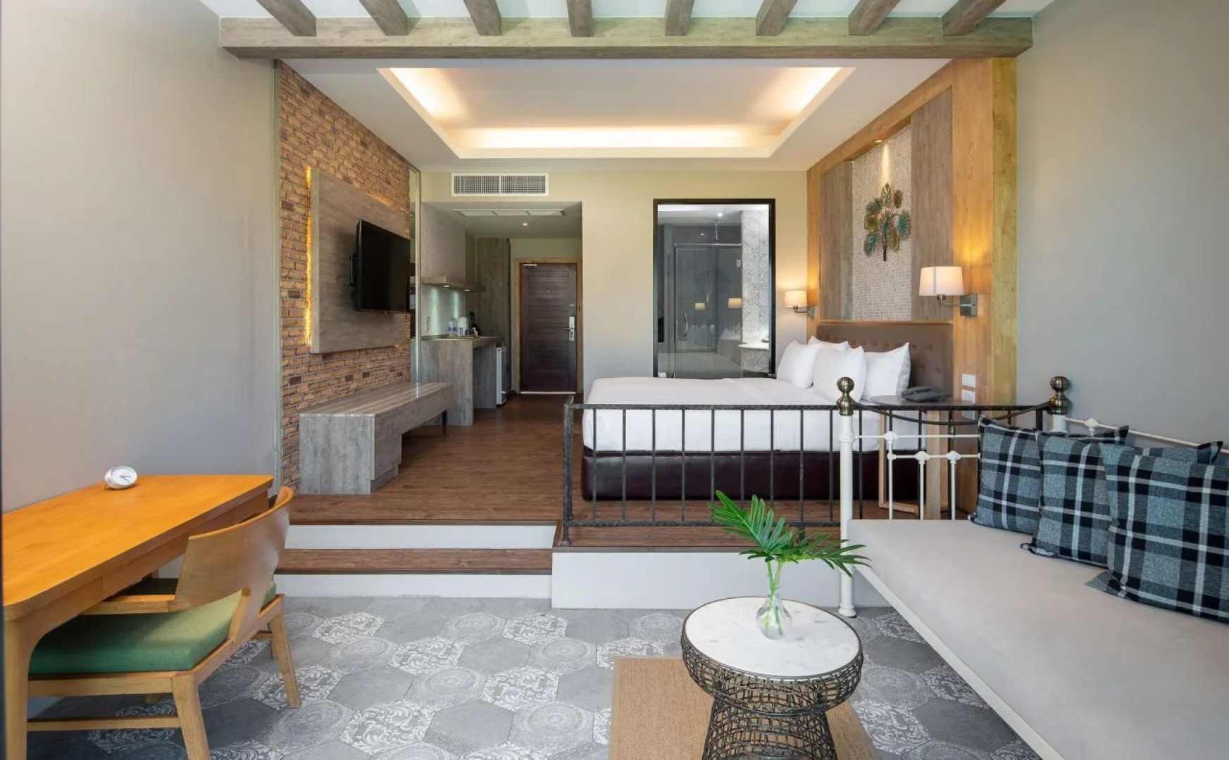 La Isla Pranburi Beach Resort