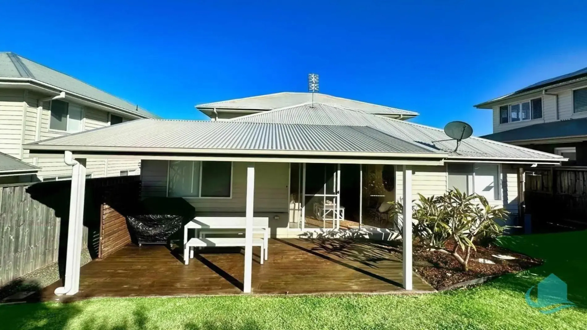 Illaroo at Catherine Hill Bay