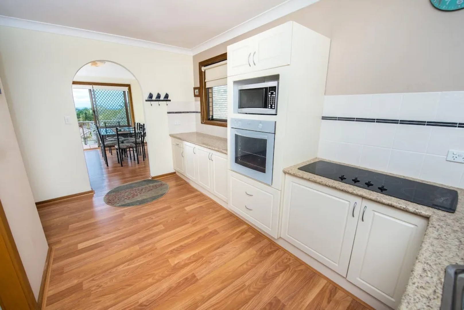 Pet Friendly Lentara St 8 - Fingal Bay